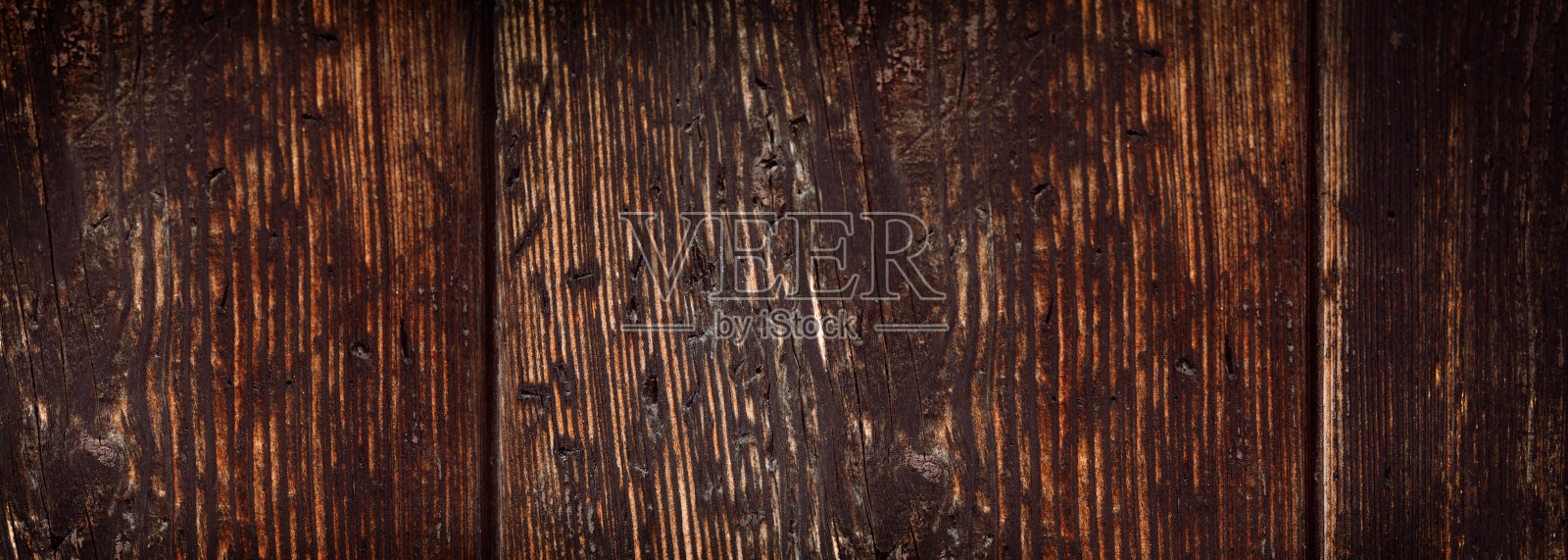 背景是古老的深色木材照片摄影图片