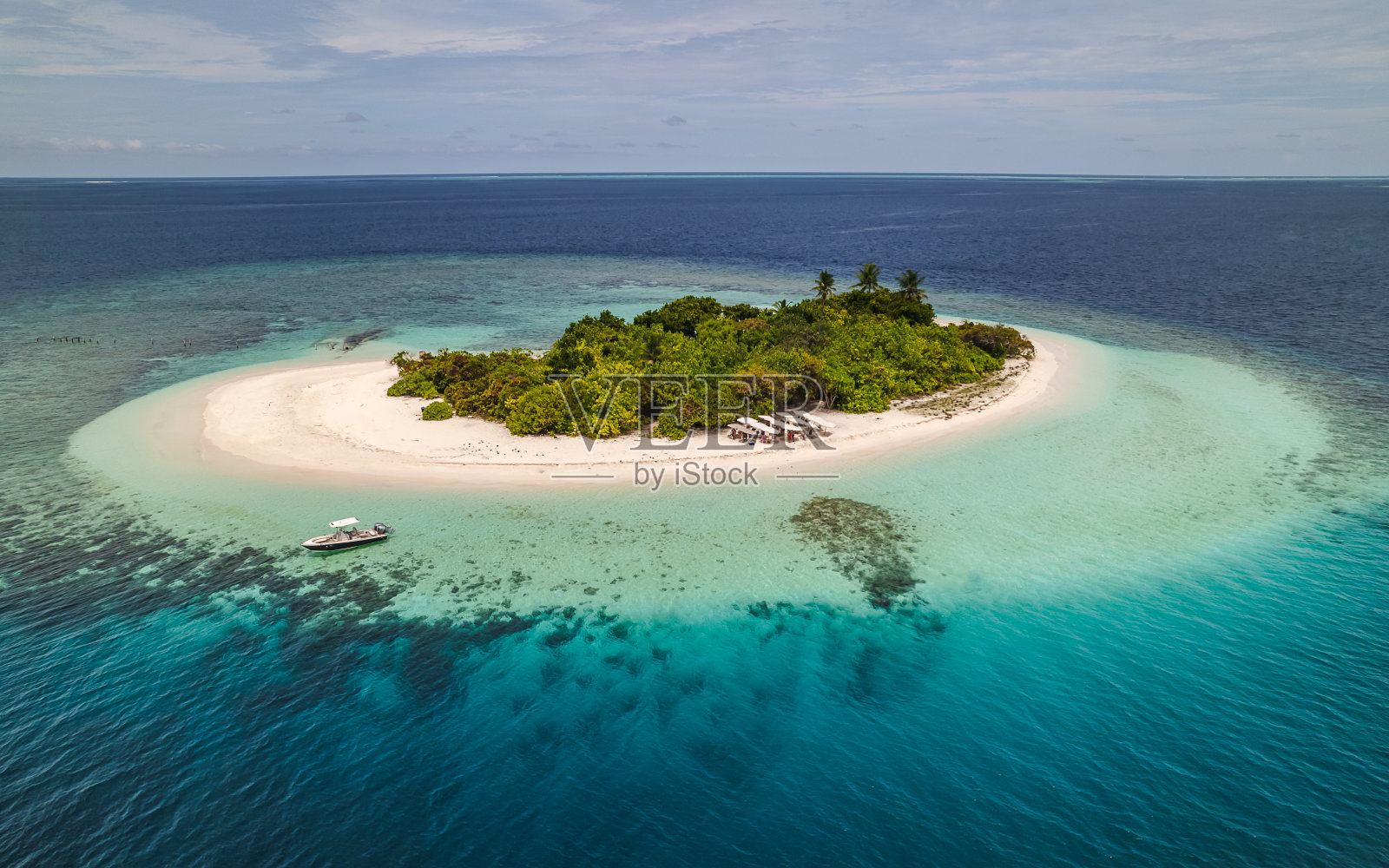 马尔代夫岛鸟瞰图照片摄影图片
