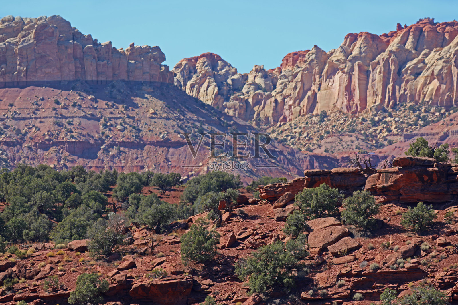 环绕长峡谷2号附近的悬崖照片摄影图片