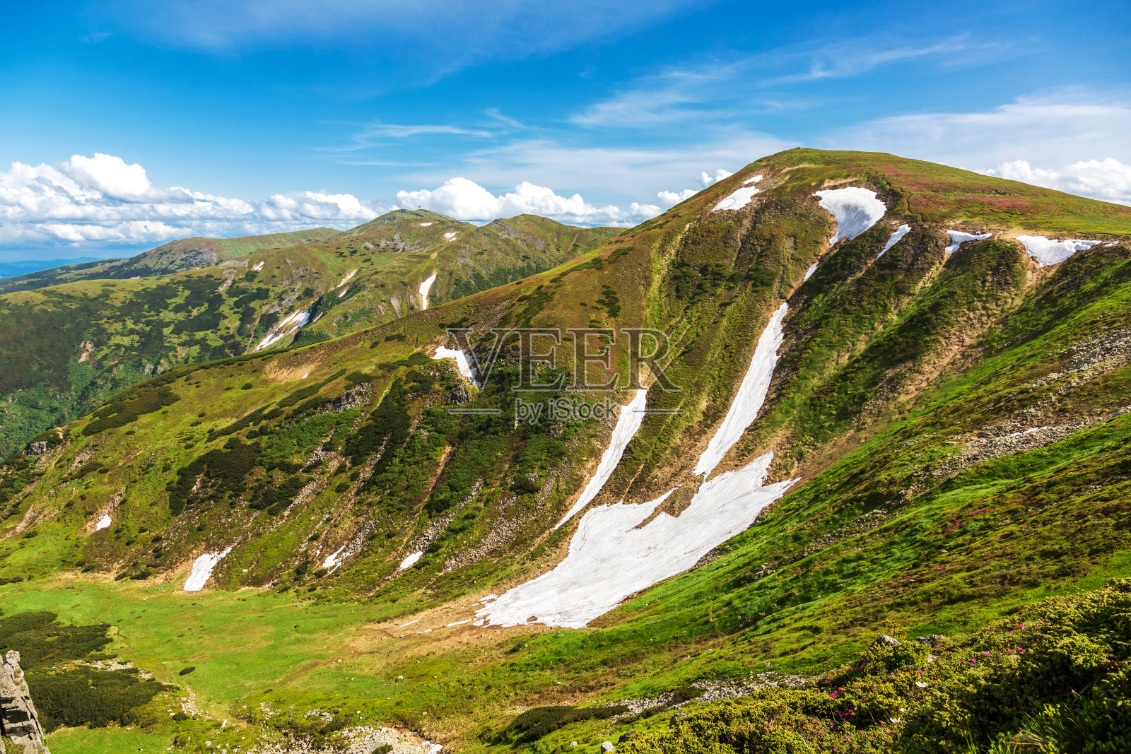 喀尔巴阡山脉的景色照片摄影图片