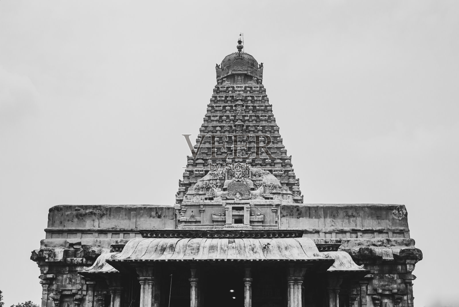 Thanjavur大寺庙的主塔(在泰米尔语中也被称为Thanjai Periya Kovil),它是最大的印度教寺庙之一,也是泰米尔建筑的典范。照片摄影图片