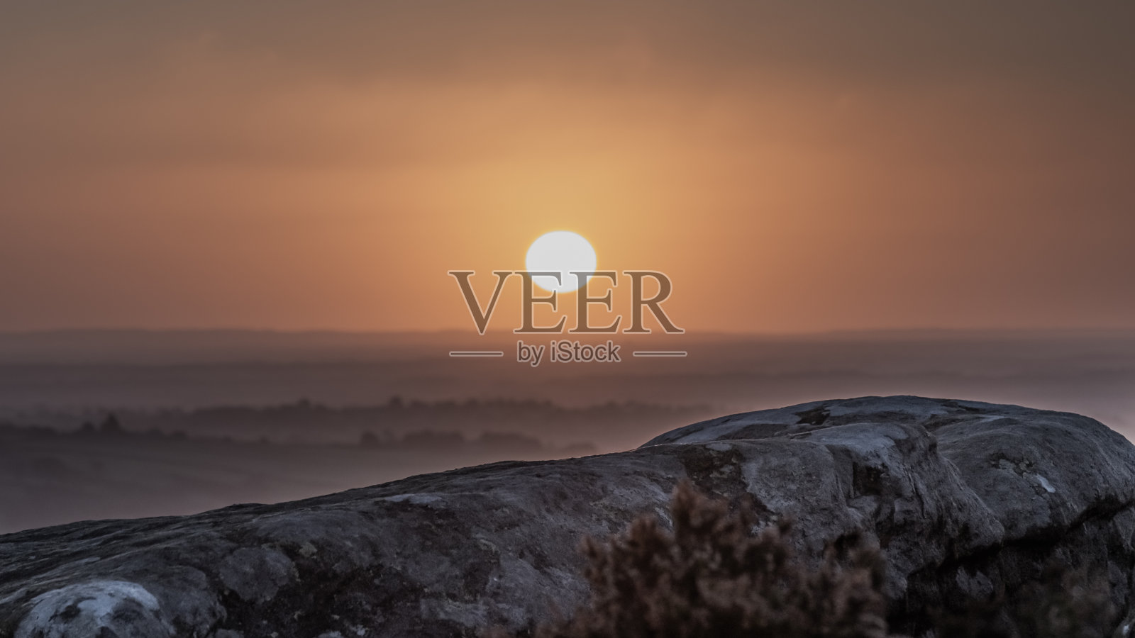 岩石与太阳照片摄影图片