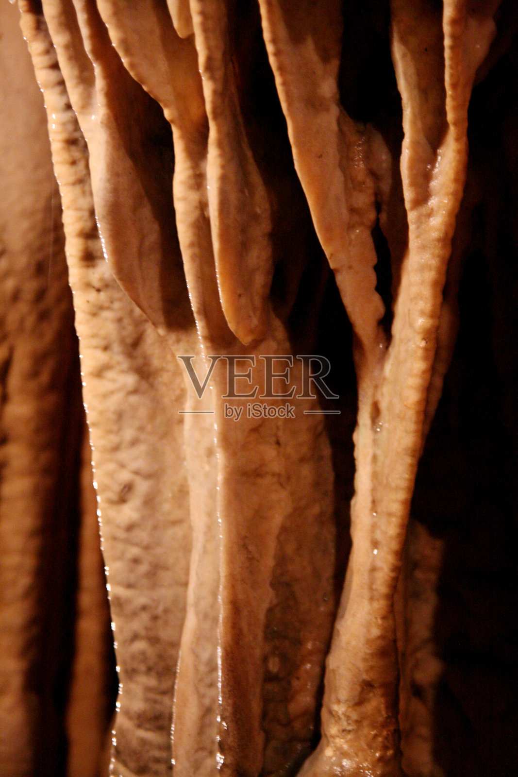 韩国的石灰岩洞穴照片摄影图片