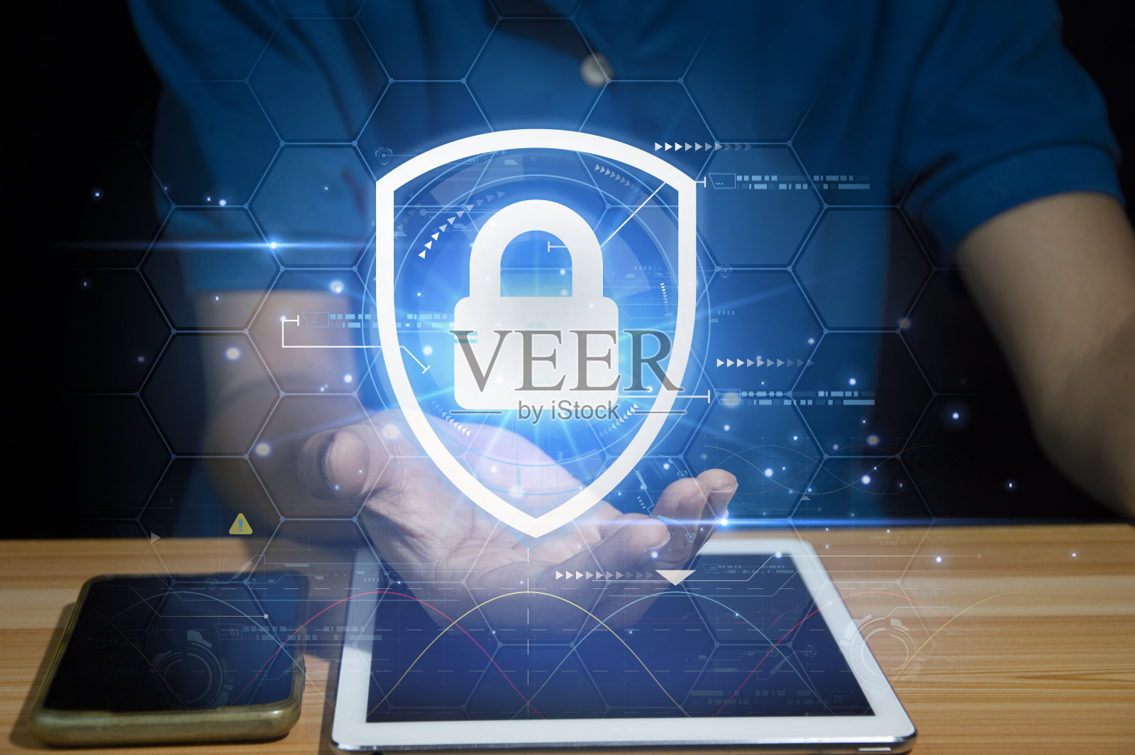 网络安全概念、用户隐私安全和加密、安全互联网接入、未来技术和控制论、屏幕挂锁。照片摄影图片