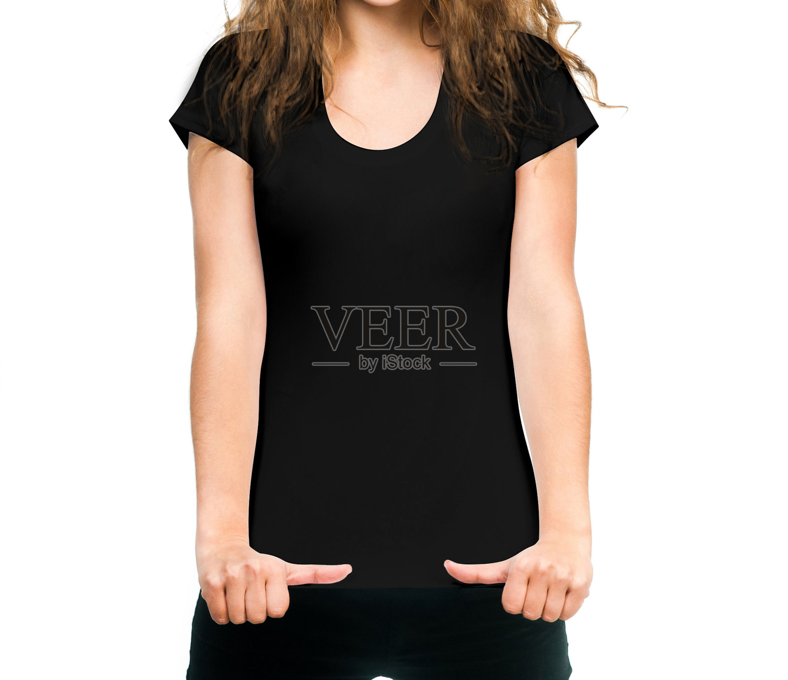 穿黑色t恤的女孩照片摄影图片