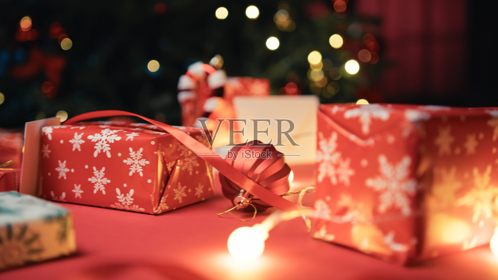 圣诞礼物和礼物的背景照片摄影图片