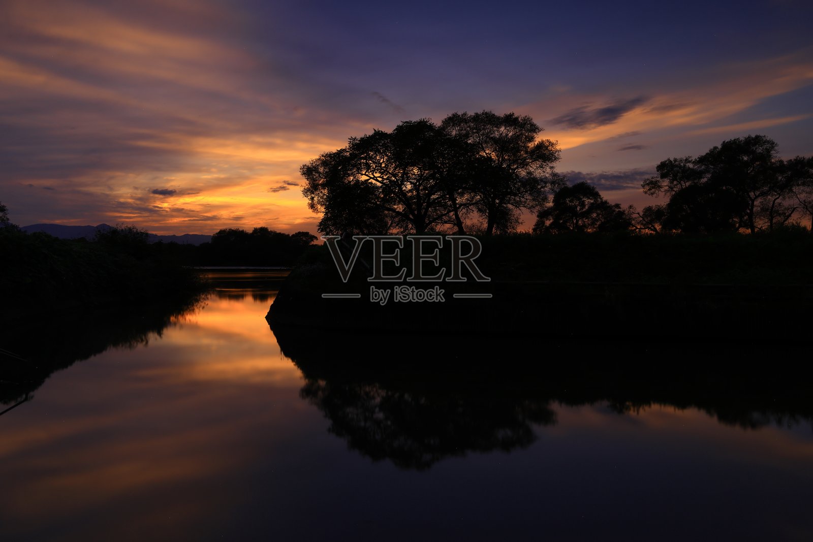 日落之河照片摄影图片