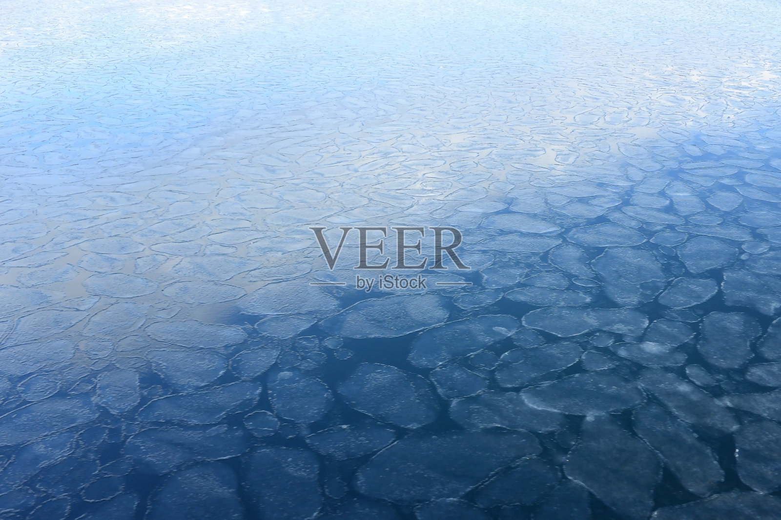 冬季的罗苏照片摄影图片