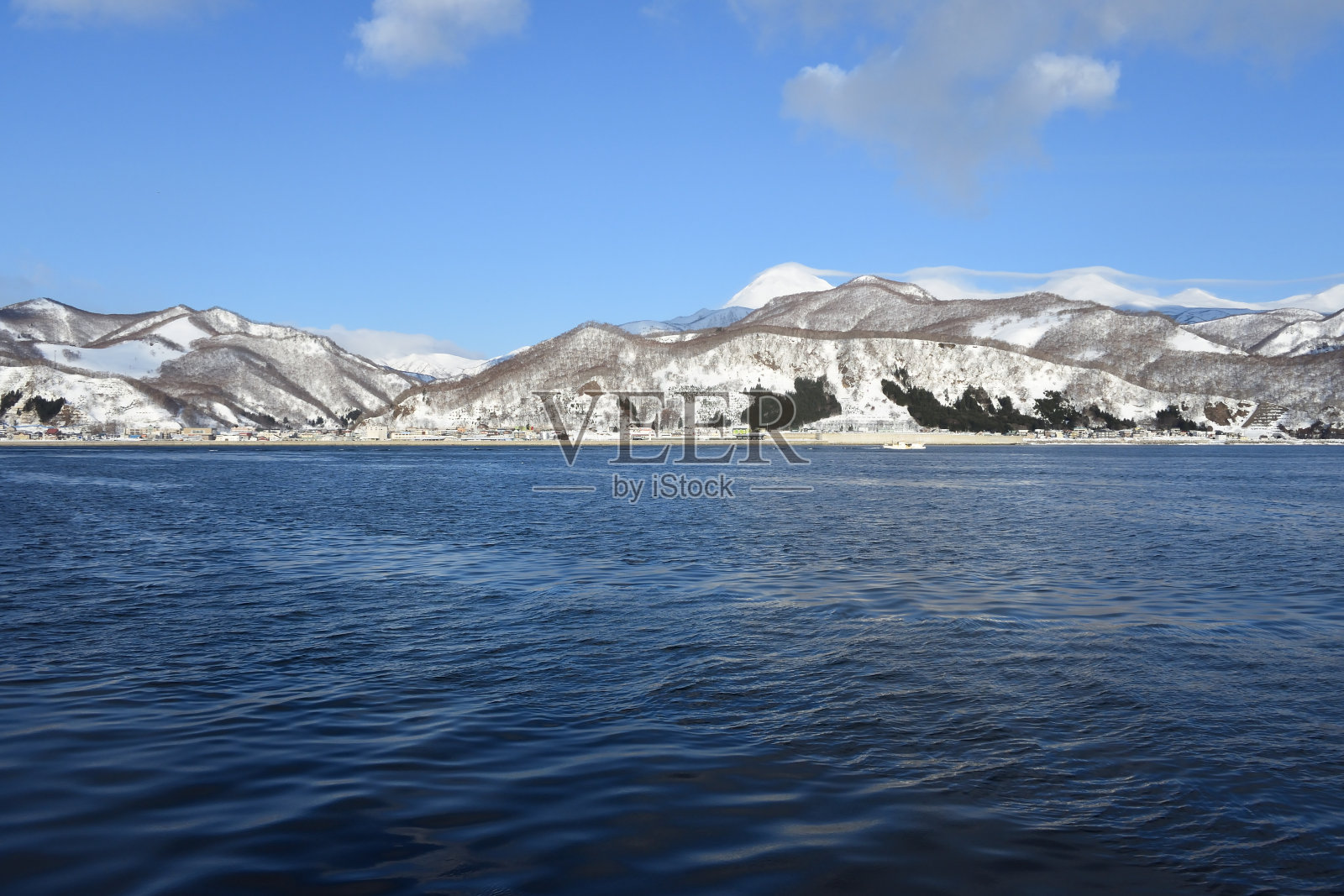 冬季的罗苏照片摄影图片