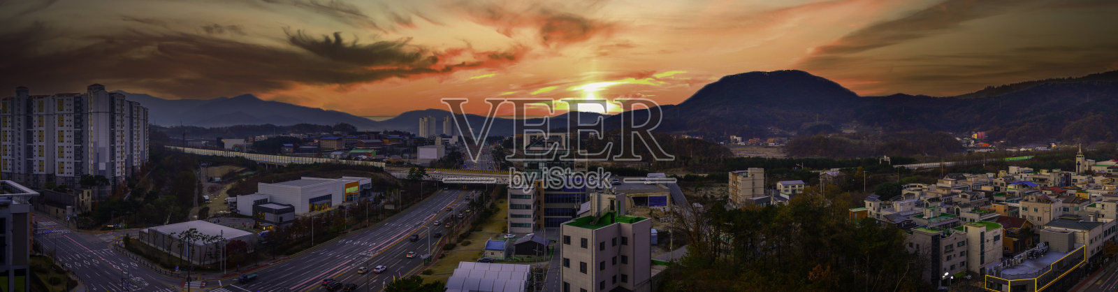 日出山城全景鸟瞰在雾蒙蒙的冬天早晨,原州市,江原道,韩国照片摄影图片