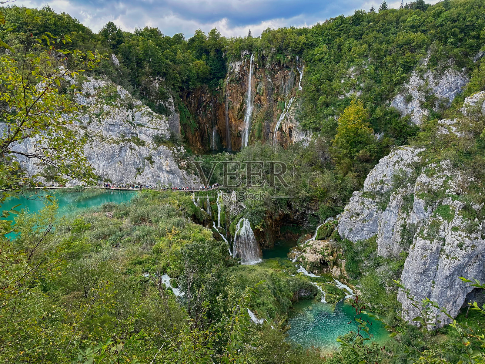 普利特维采湖国家公园的瀑布。克罗地亚照片摄影图片