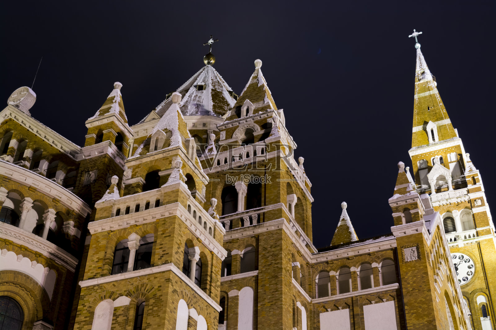 匈牙利冬天的塞格德王朝照片摄影图片