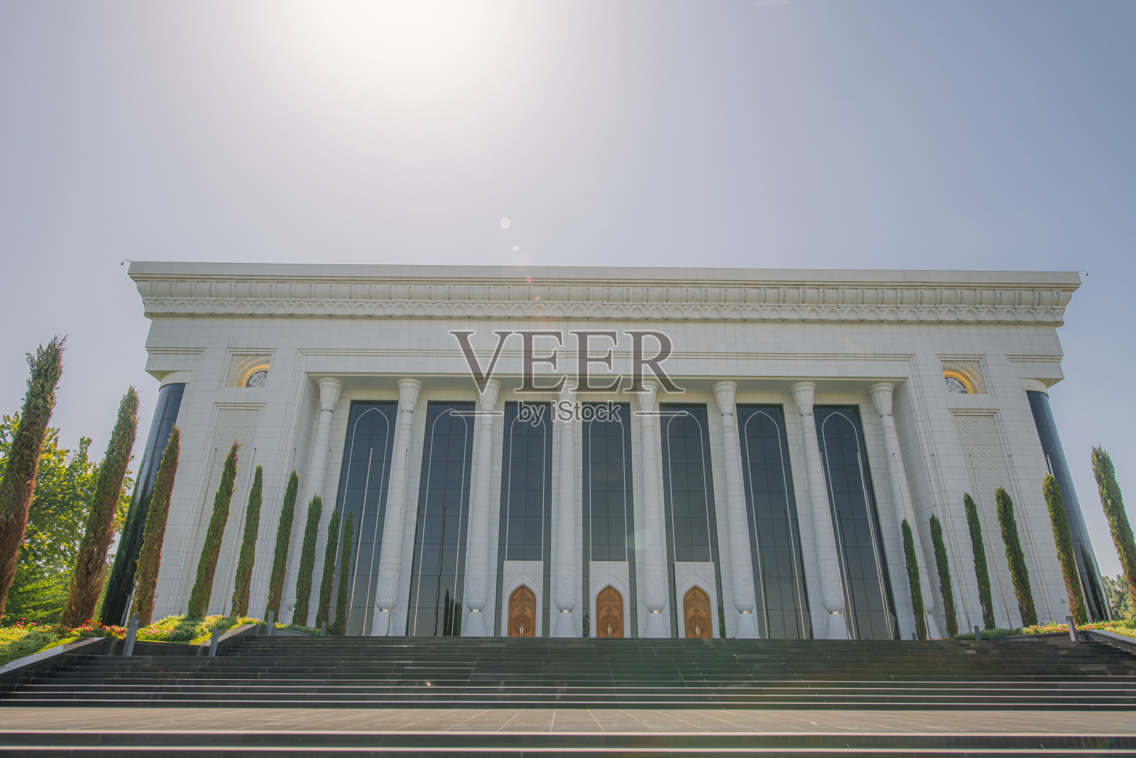 位于乌兹别克斯坦塔什干市中心的国际论坛宫照片摄影图片