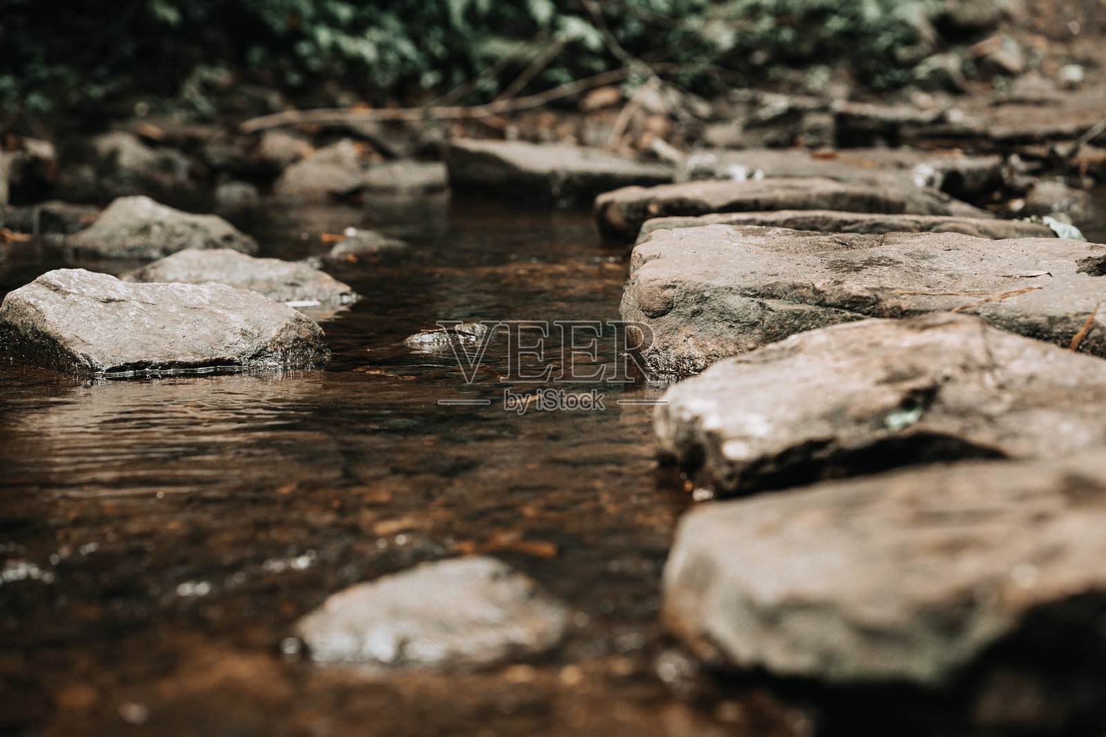 垫脚石照片摄影图片
