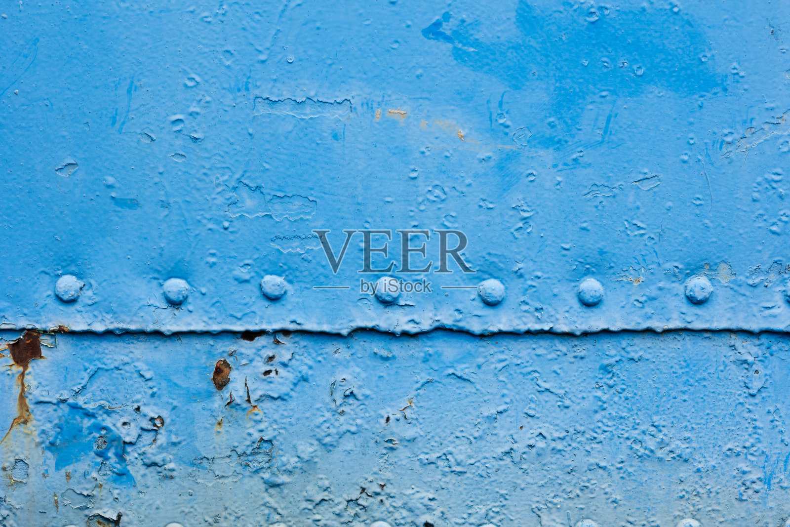 旧的蓝色彩钢老化垃圾风化生锈的工业图案纹理墙背景照片摄影图片