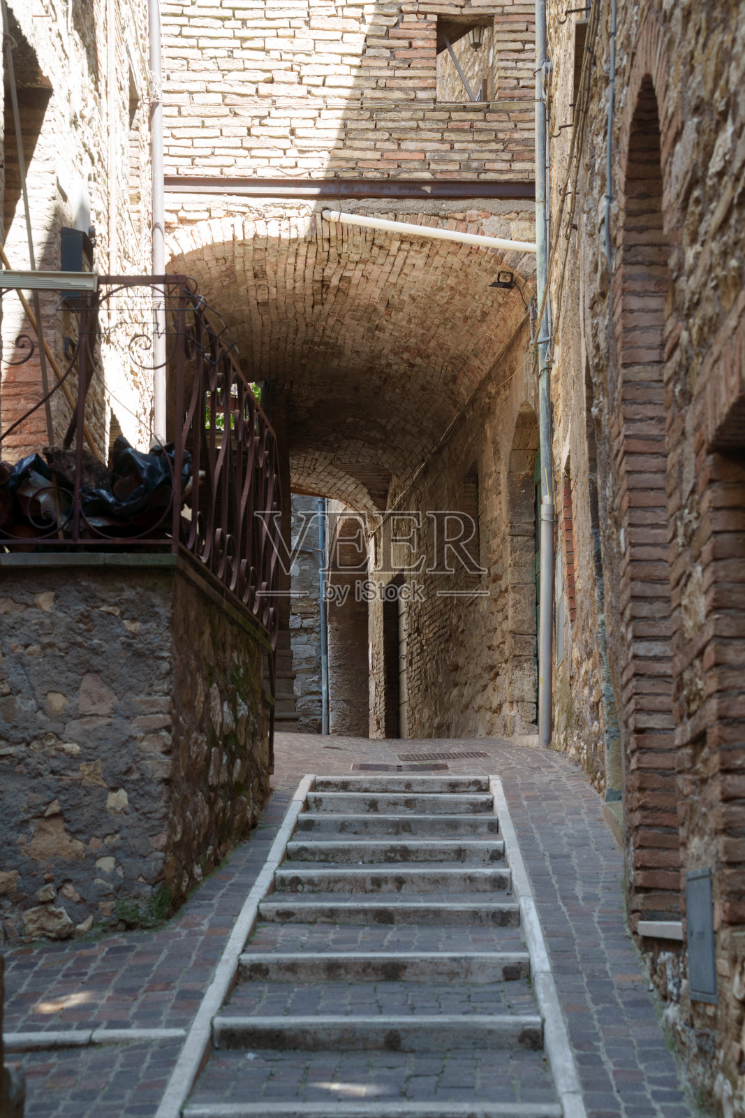 蒙特奇奥,翁布里亚省特尔尼省的老城照片摄影图片