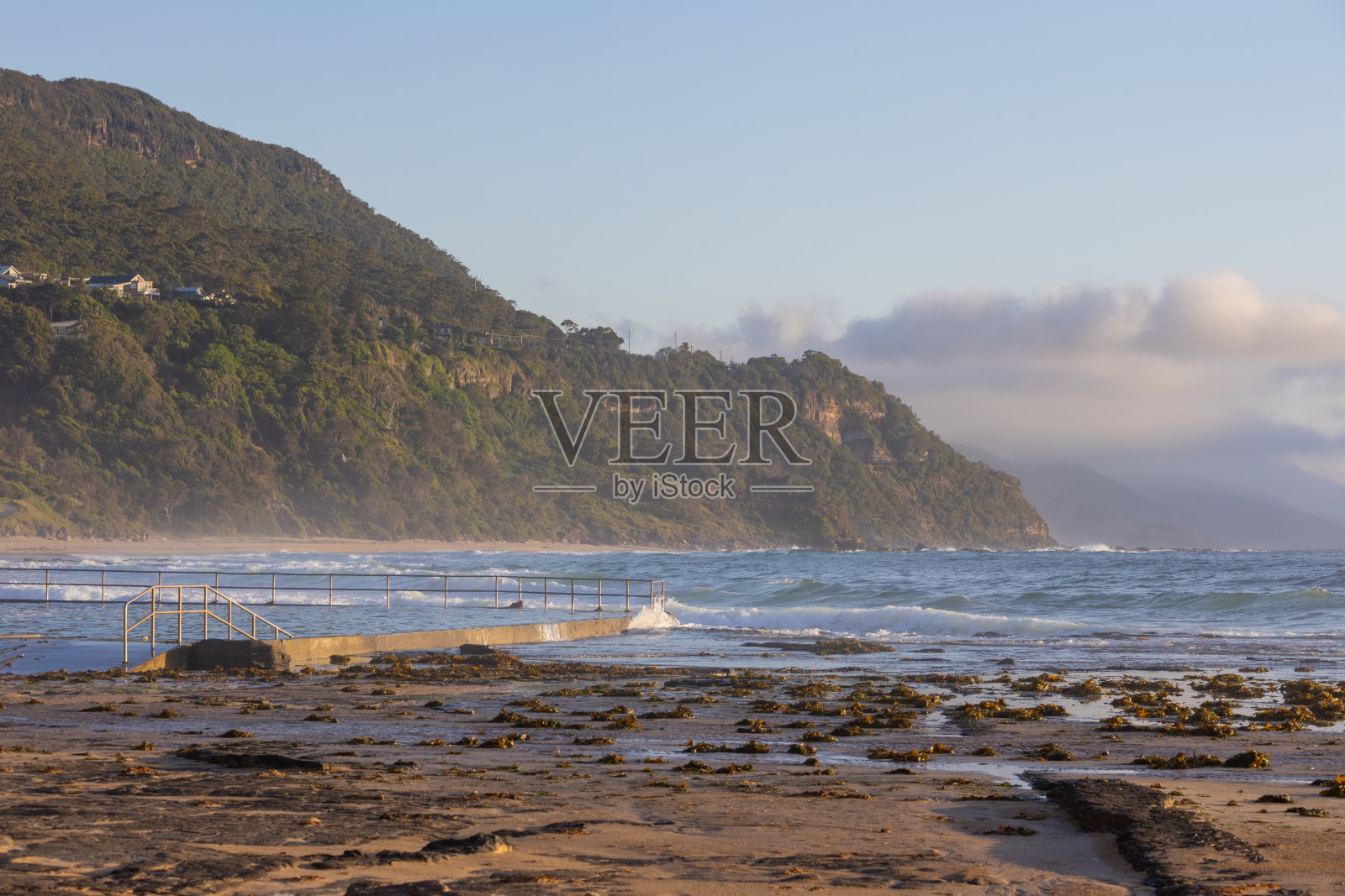 在翁巴拉海滩的早晨照片摄影图片