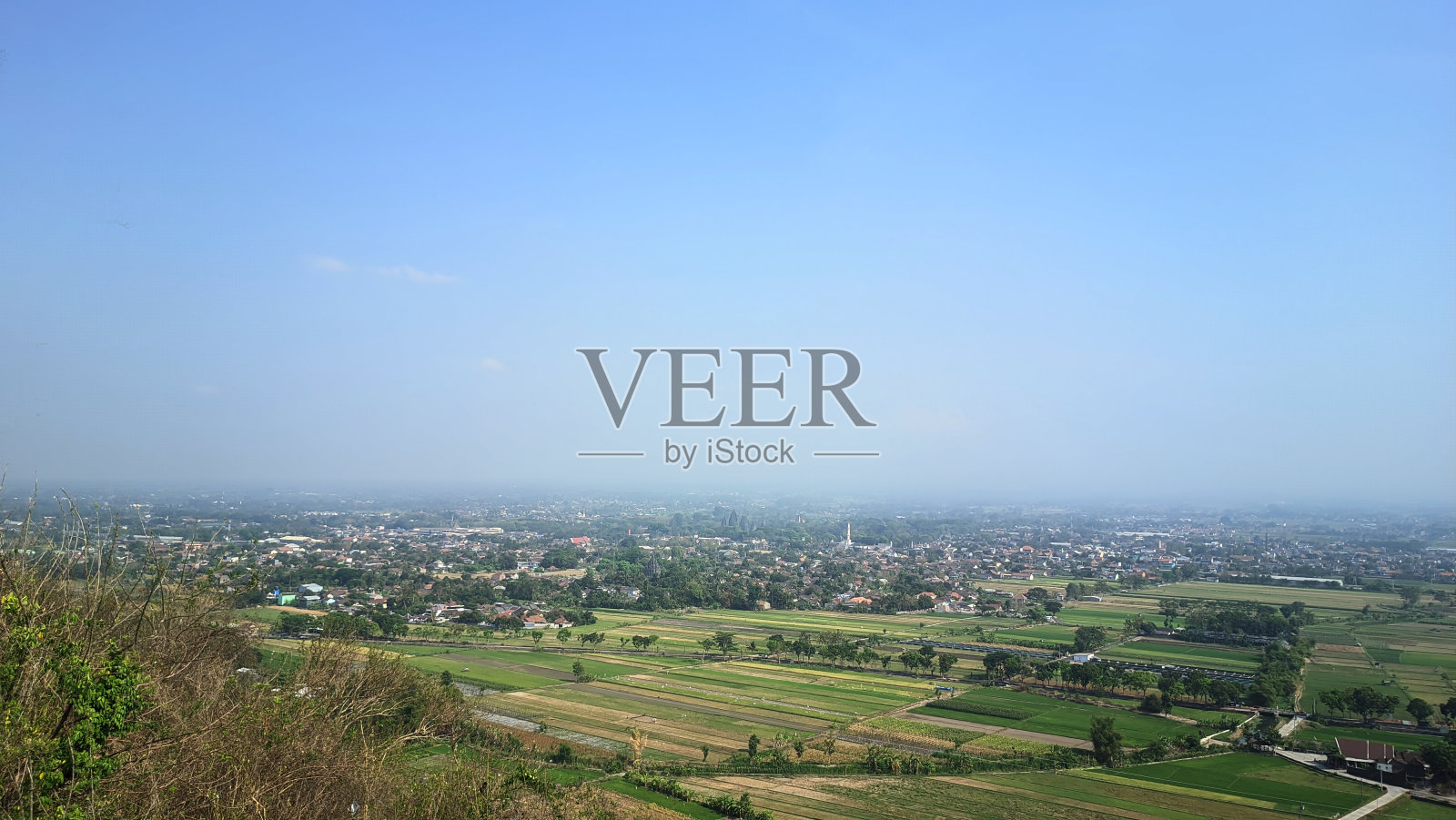 从上面看城市全景照片摄影图片