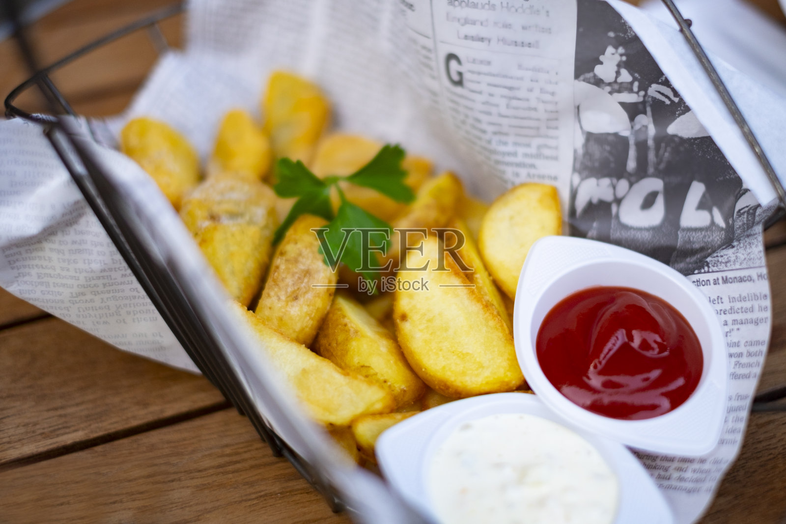 炸鱼薯条。照片摄影图片