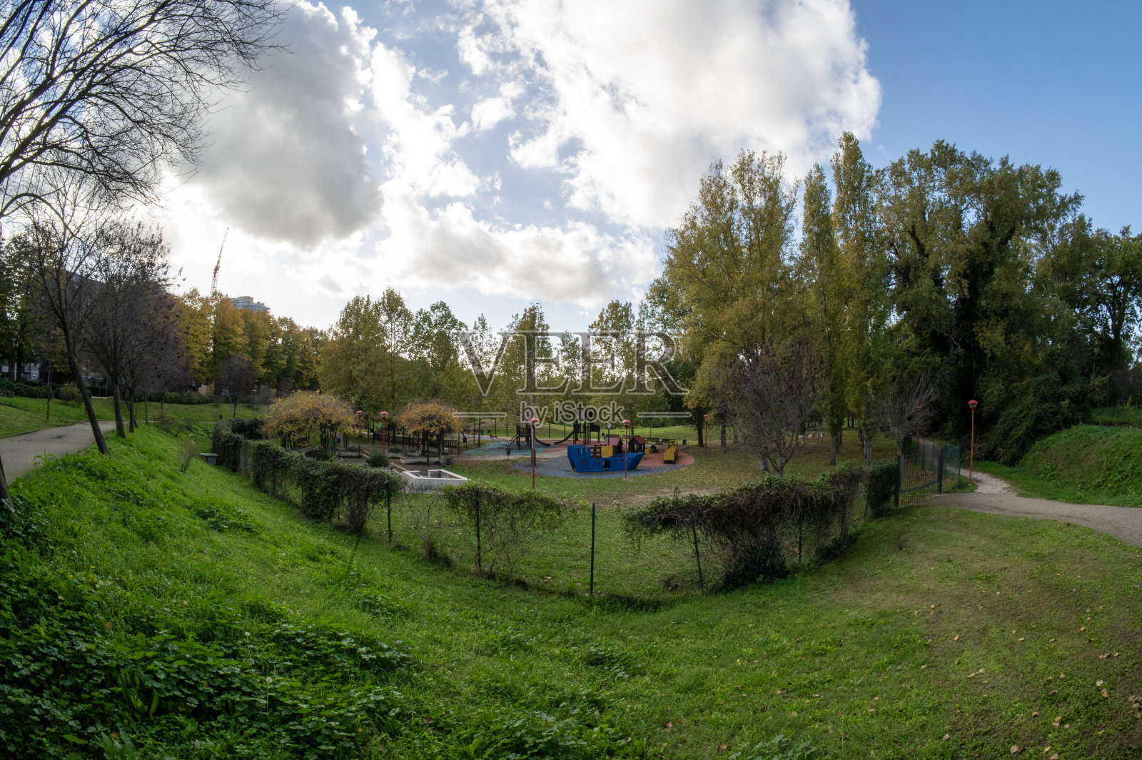 Giardini publici在秋天照片摄影图片