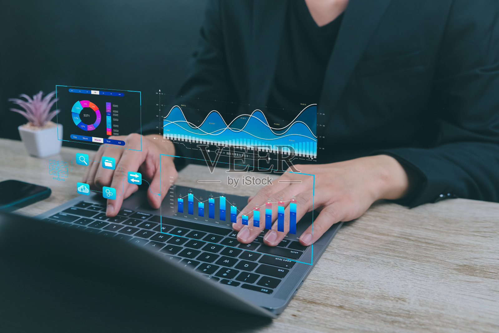 在计算机上使用商业分析和数据管理系统的分析师;
业务分析和数据管理系统照片摄影图片