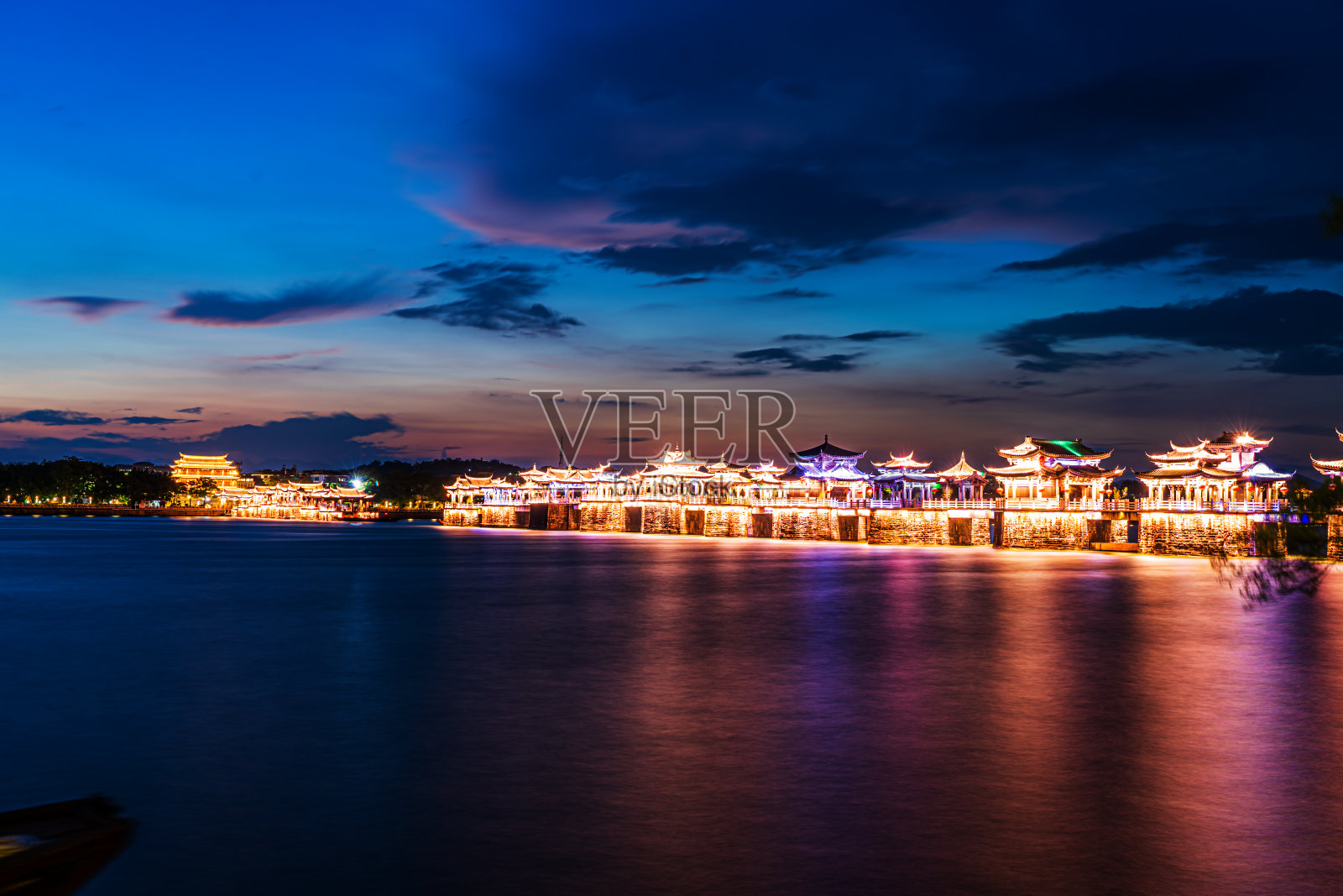 中国广东省潮州市祥子桥。广济大桥日出景色照片摄影图片