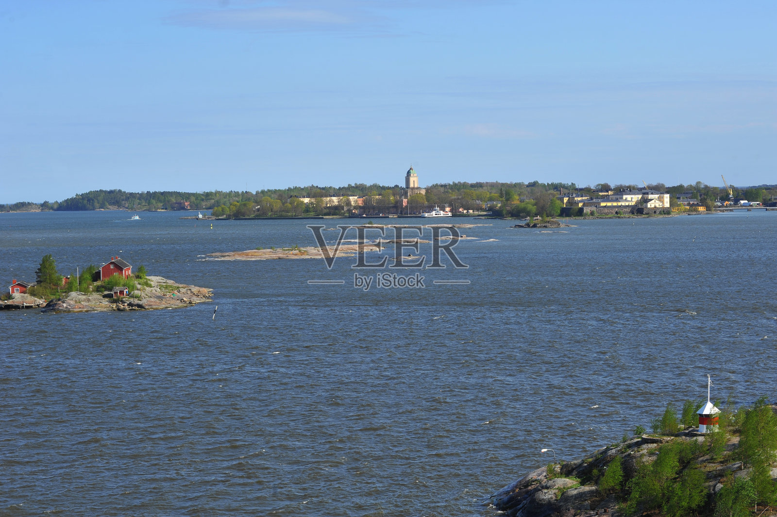 赫尔辛基的海景和岛屿照片摄影图片