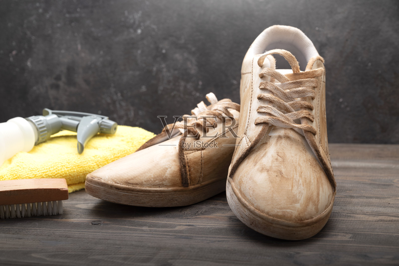 鞋履护理理念照片摄影图片