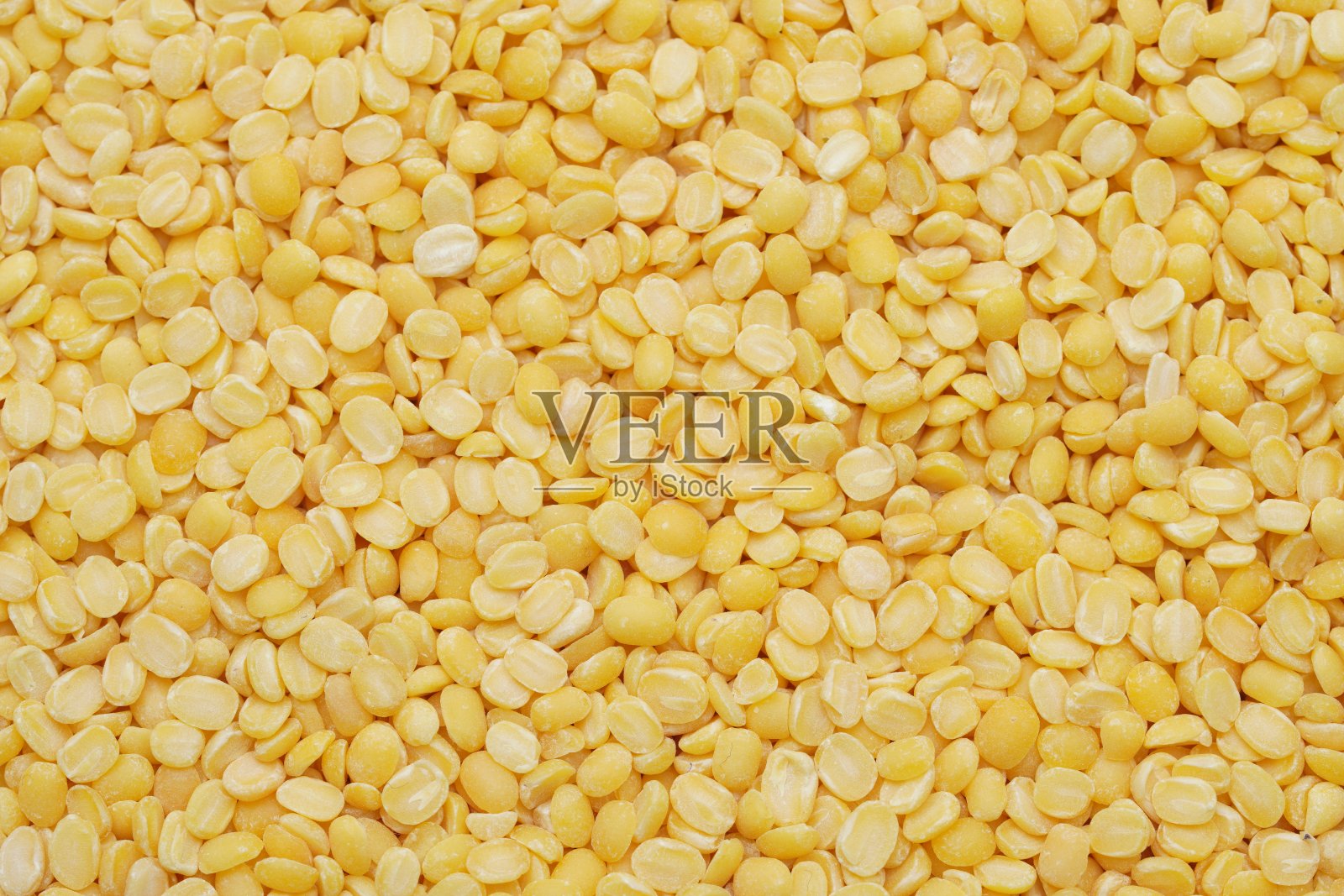 劈开绿豆,宏观看照片摄影图片