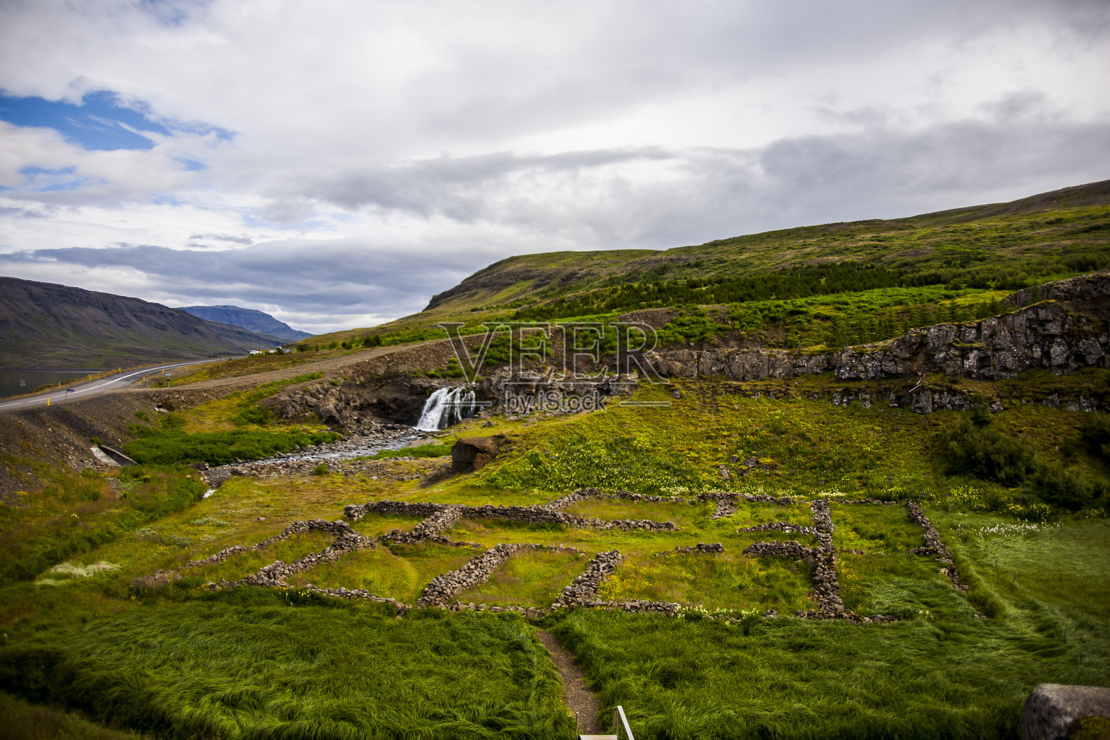 欧洲冰岛南部的夏季景观照片摄影图片