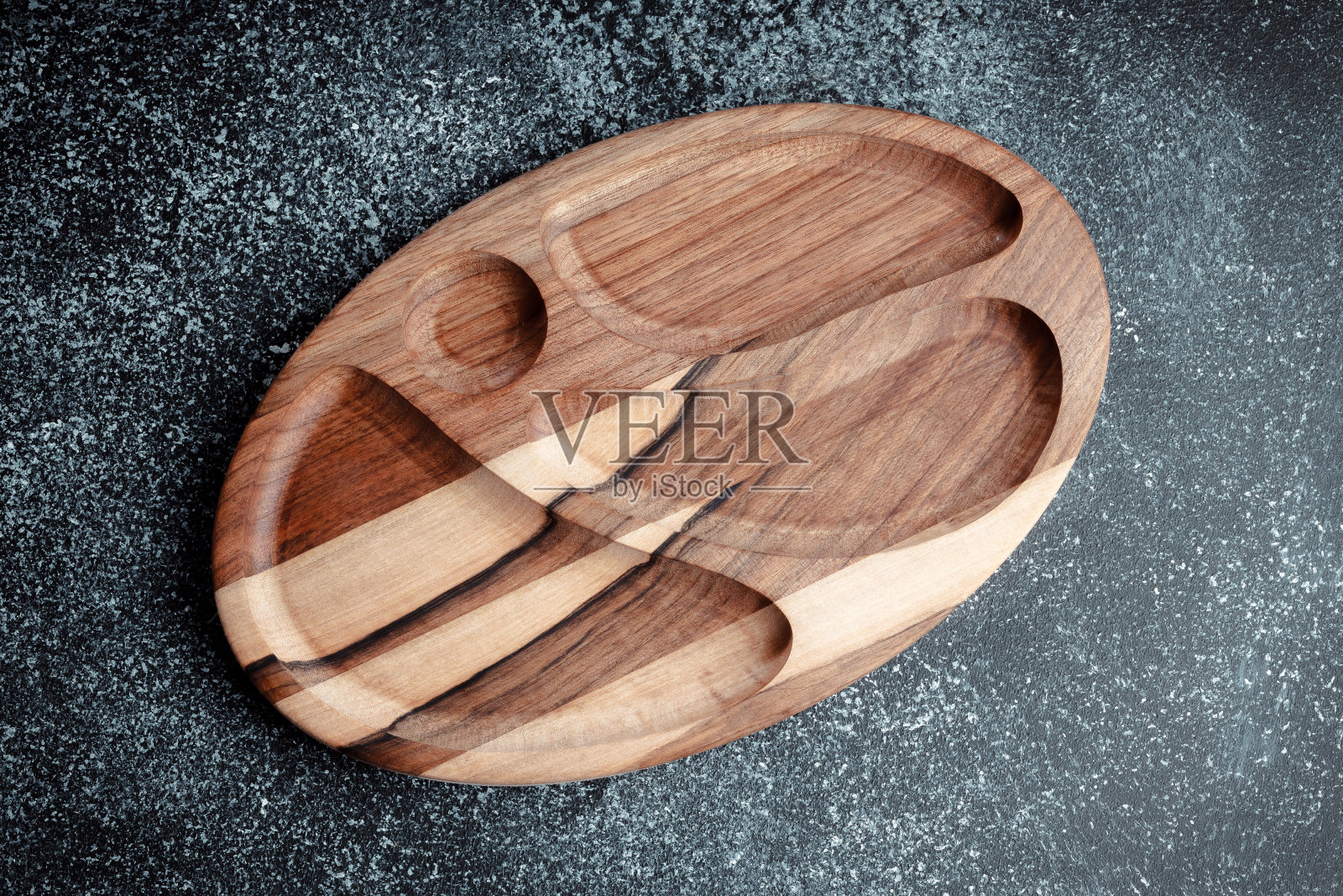 由坚硬和外来木材制成的奢侈品。照片摄影图片