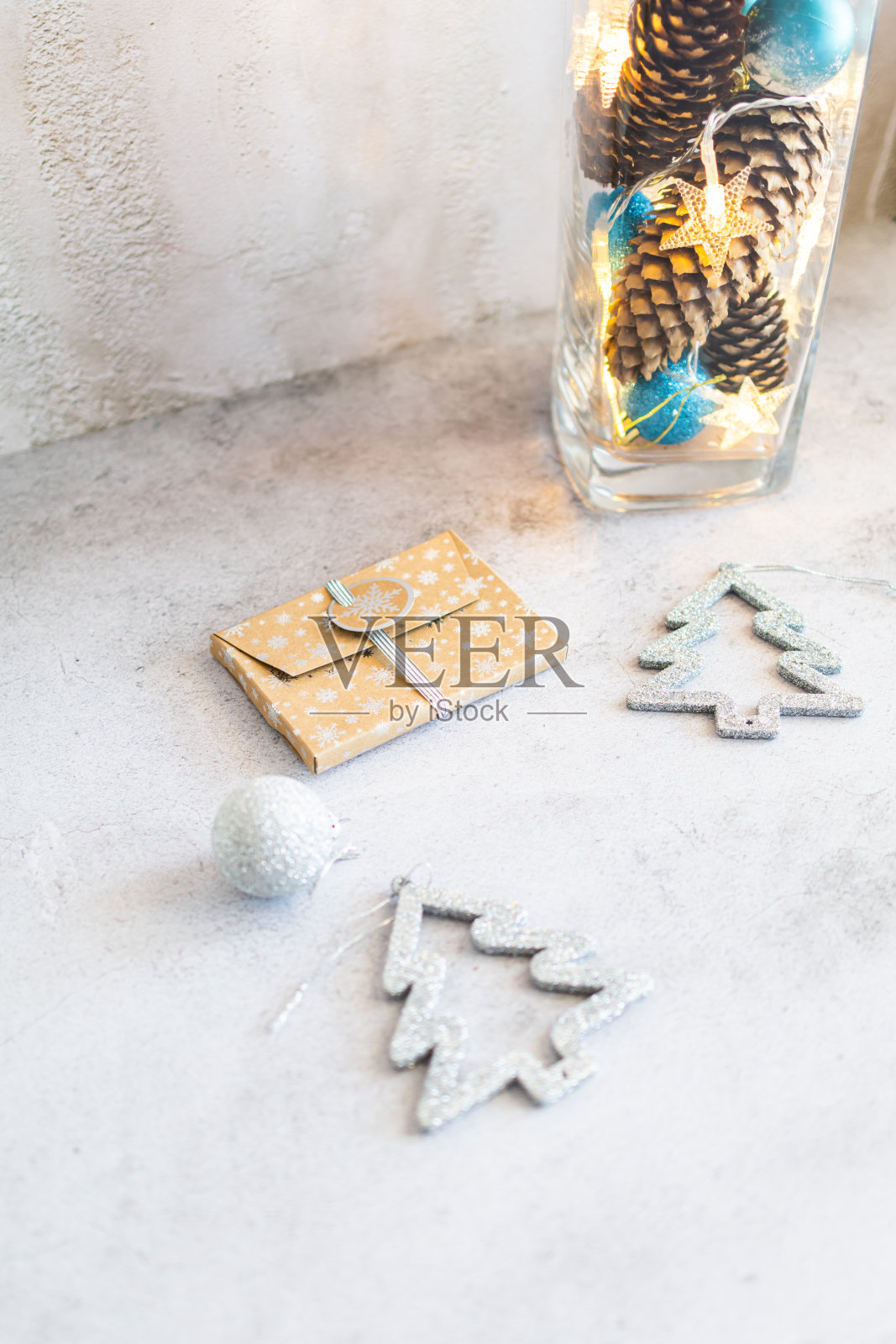 圣诞节的背景。给圣诞老人的信。假期即将来临。照片摄影图片