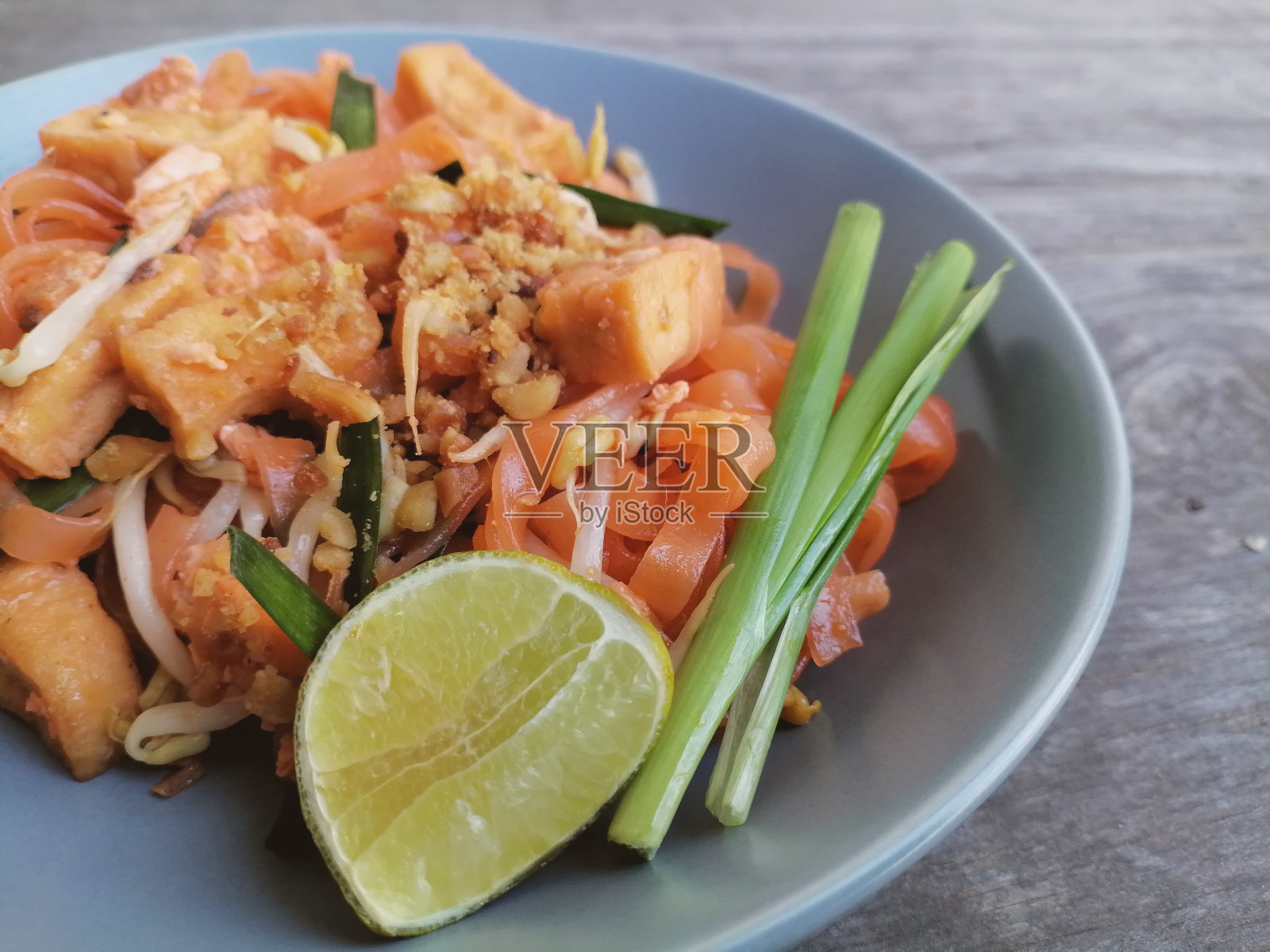 泰式炒面是泰国食物照片摄影图片