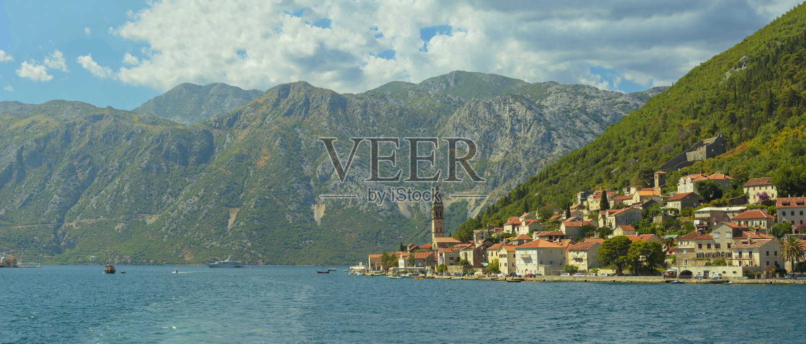 科托尔湾的最后一个小镇照片摄影图片