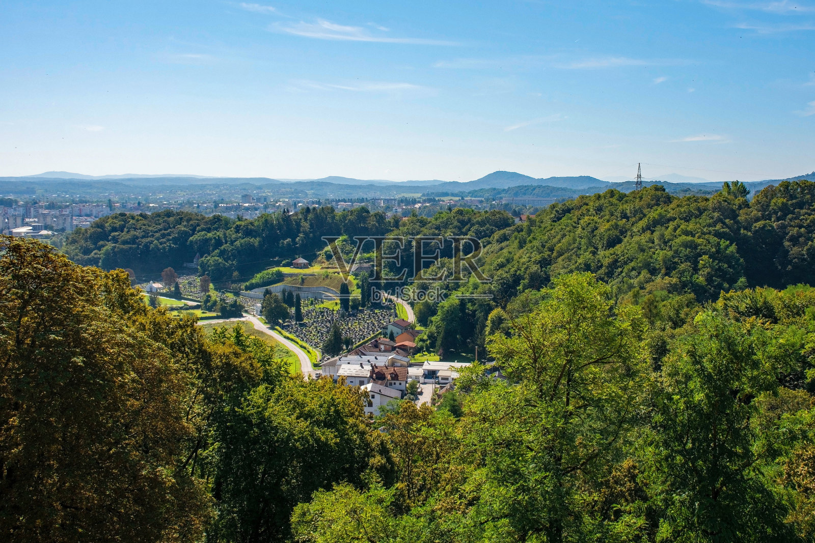 从克罗地亚卡尔洛瓦茨的杜博瓦茨城堡眺望照片摄影图片