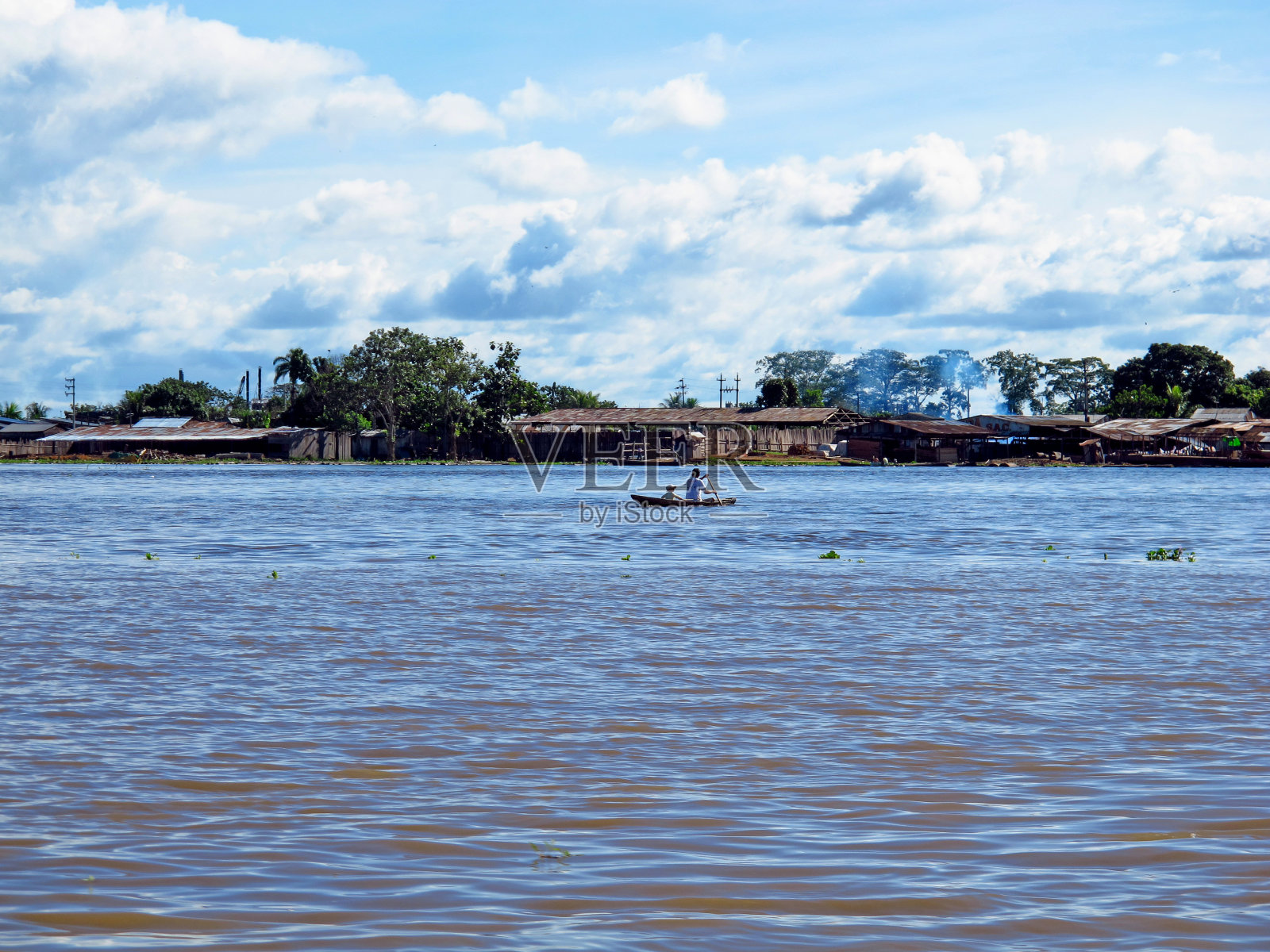 南美洲秘鲁亚马孙河的海岸线照片摄影图片