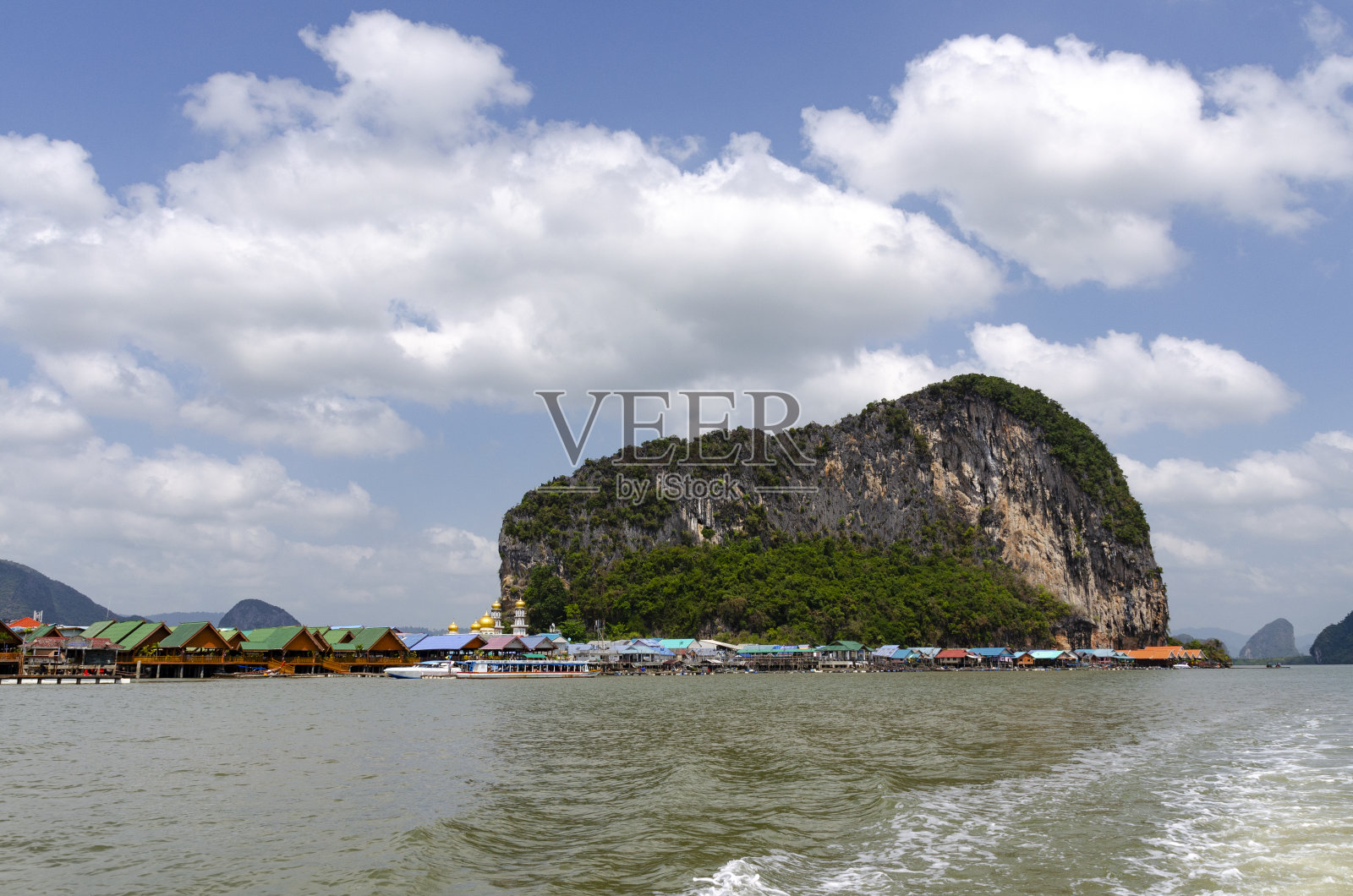 奥攀崖国家公园的水上村庄照片摄影图片