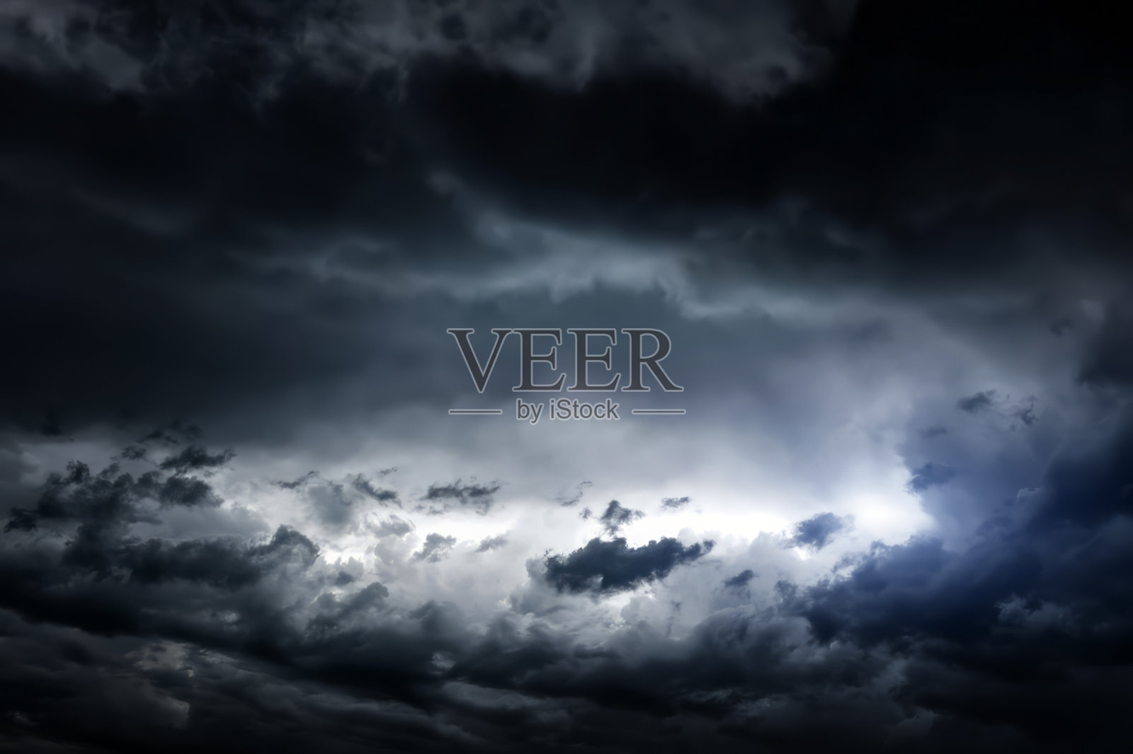 戏剧性的云层背景照片摄影图片