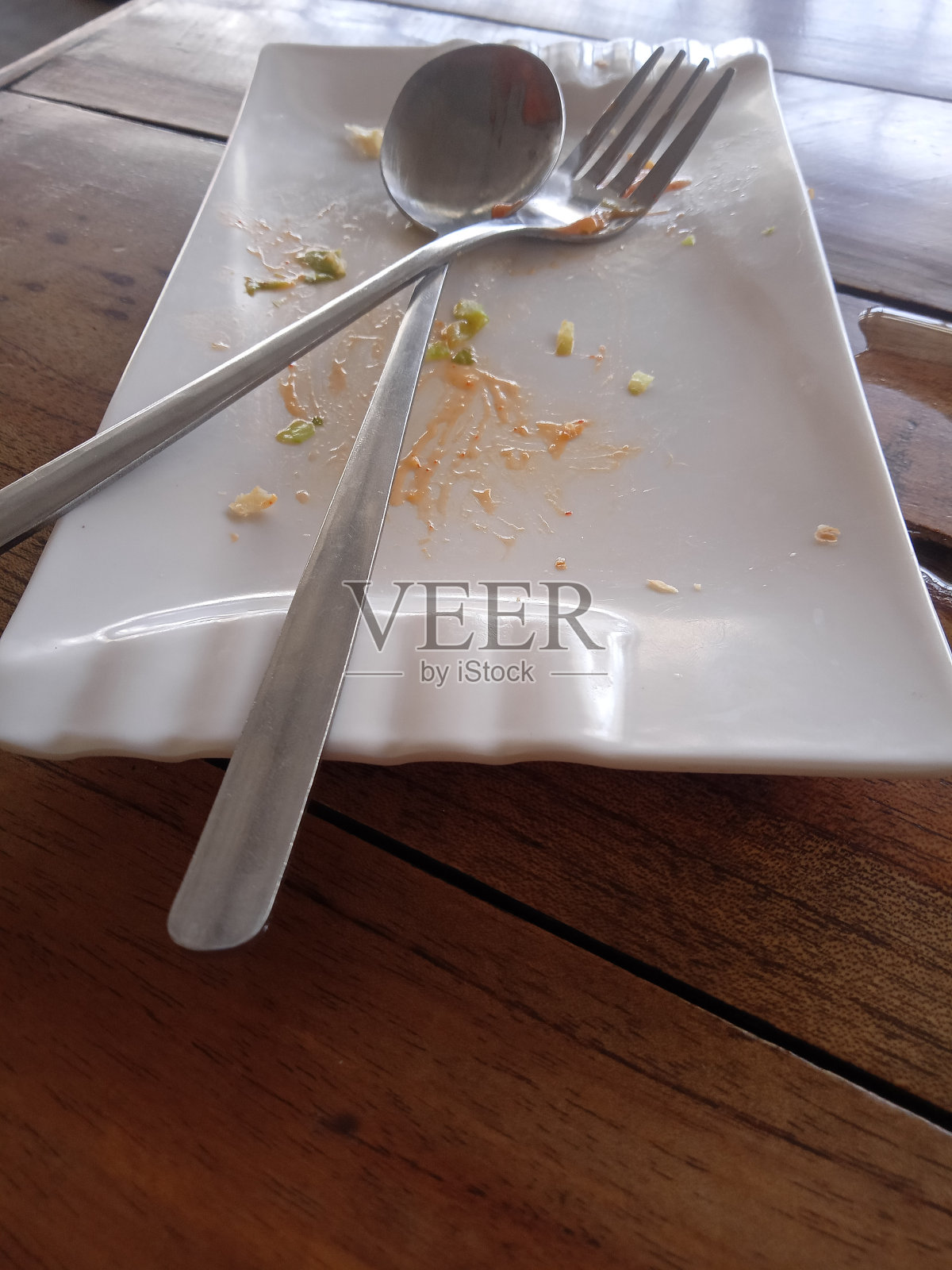 肮脏的餐具照片摄影图片