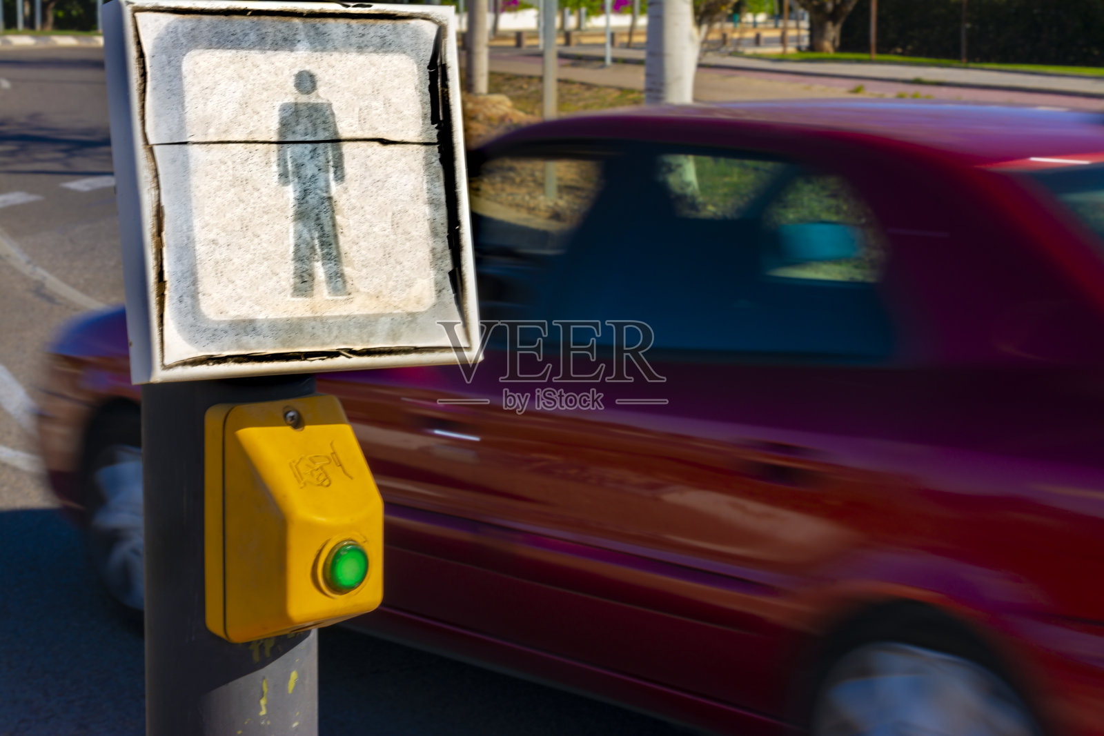 请求绿灯按钮照片摄影图片