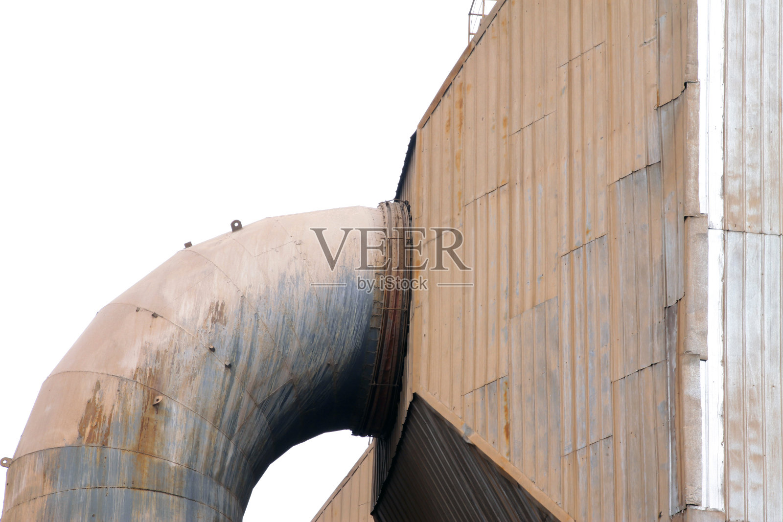 工厂里巨大的管道照片摄影图片