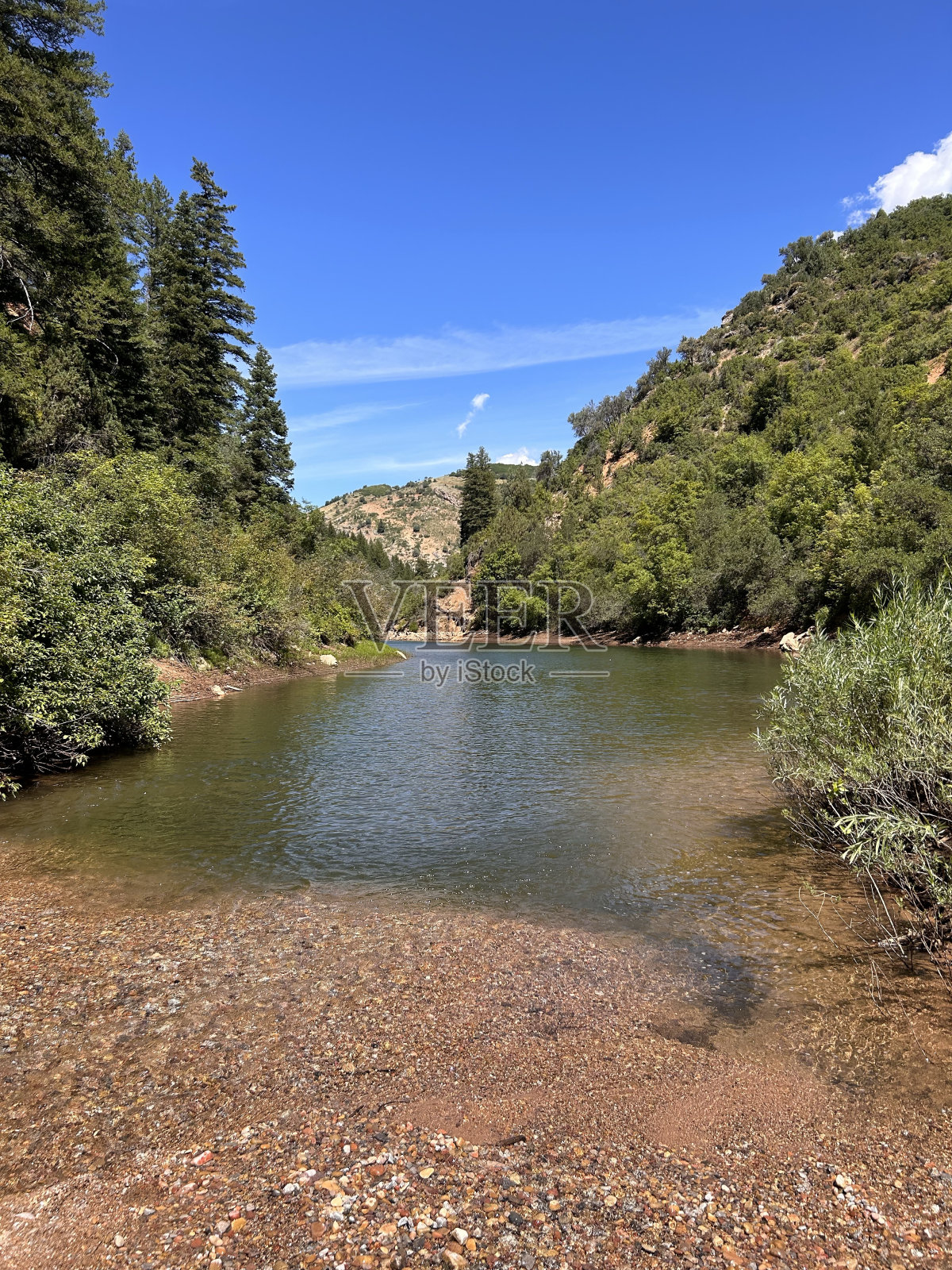 山间小溪照片摄影图片