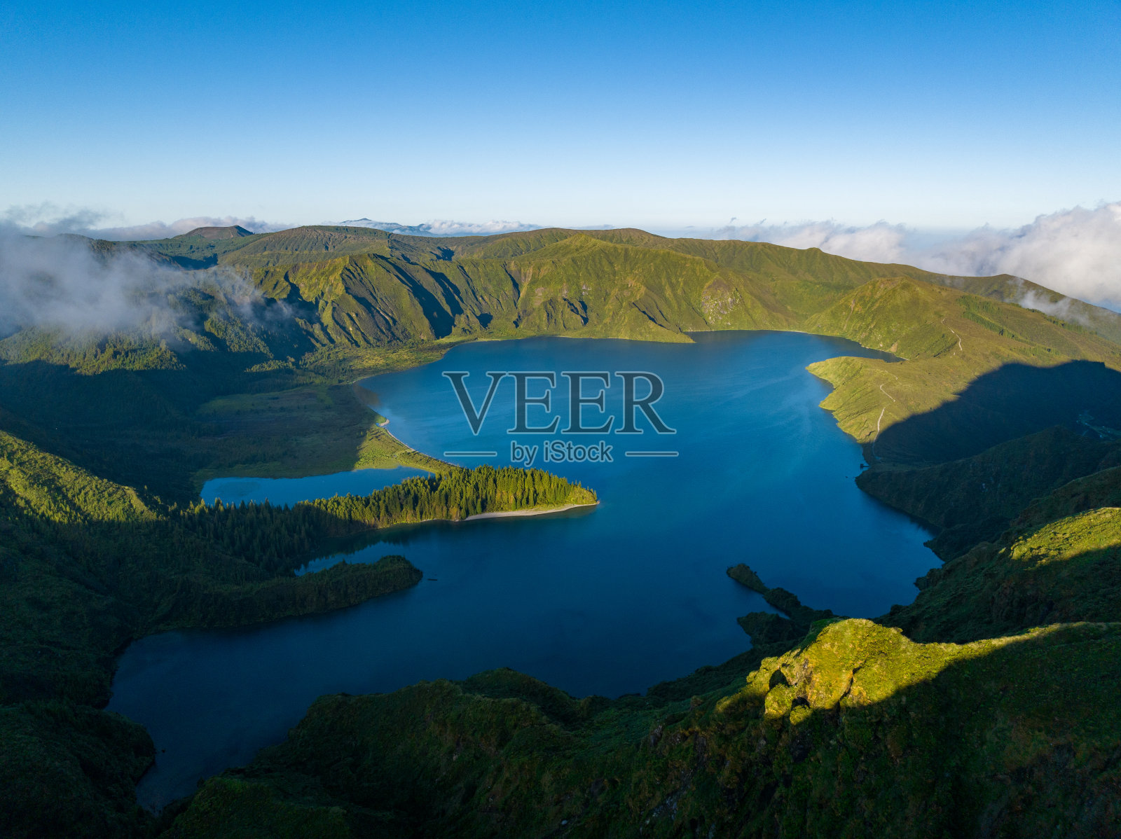 Lagoa do Fogo——葡萄牙照片摄影图片