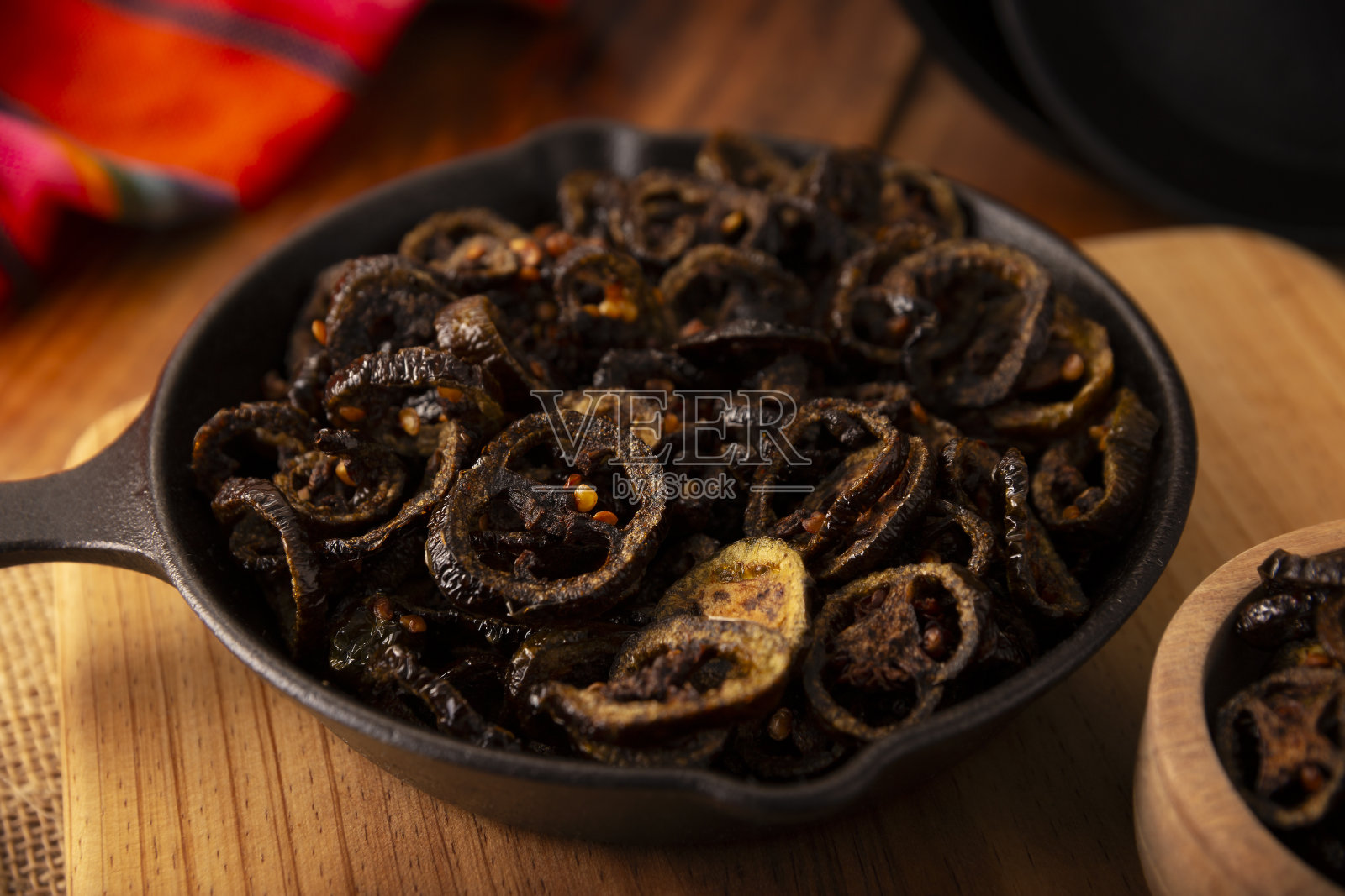 香脆炸辣酱食谱照片摄影图片