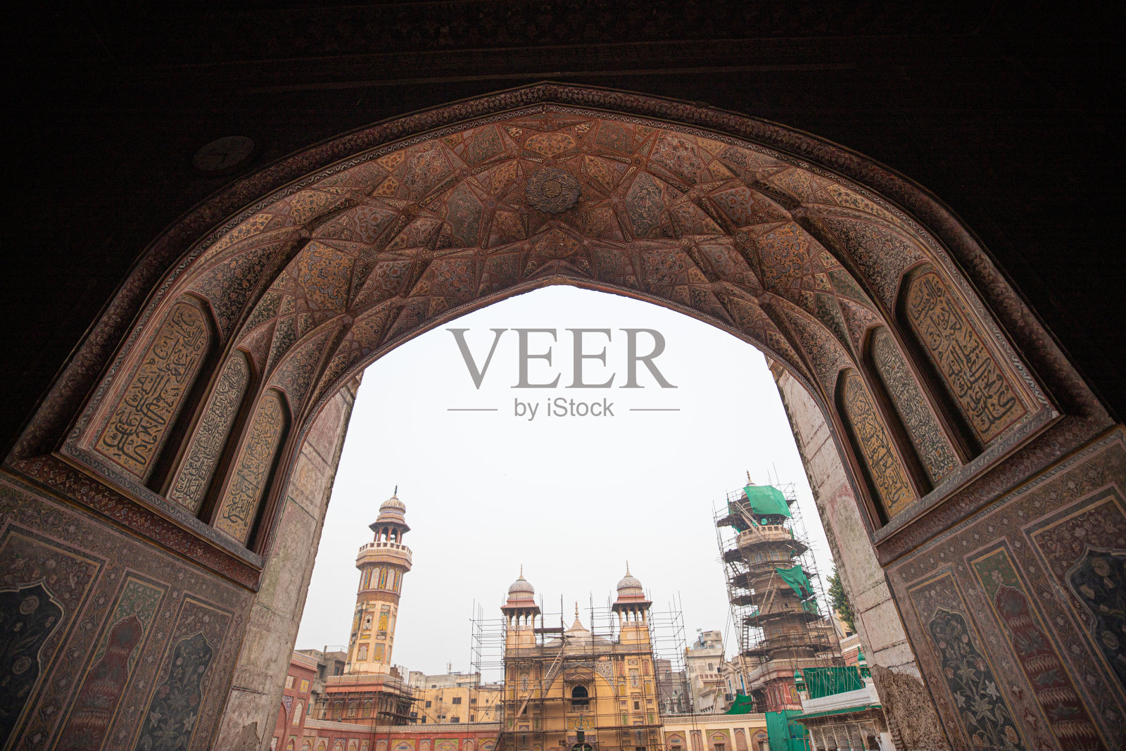 瓦齐尔汗清真寺和伊斯兰建筑照片摄影图片