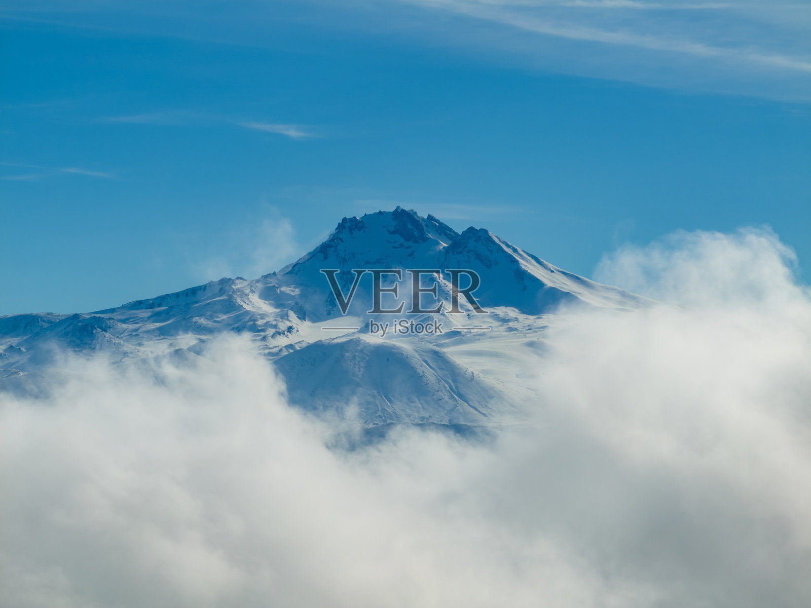 埃尔西耶斯山(Erciyes Dağı)冬季滑雪中心照片,埃尔西耶斯山哈奇拉尔开塞利,土耳其(土耳其)照片摄影图片