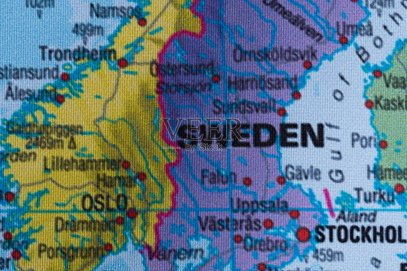 瑞典在地理地球上的地图视图。照片摄影图片