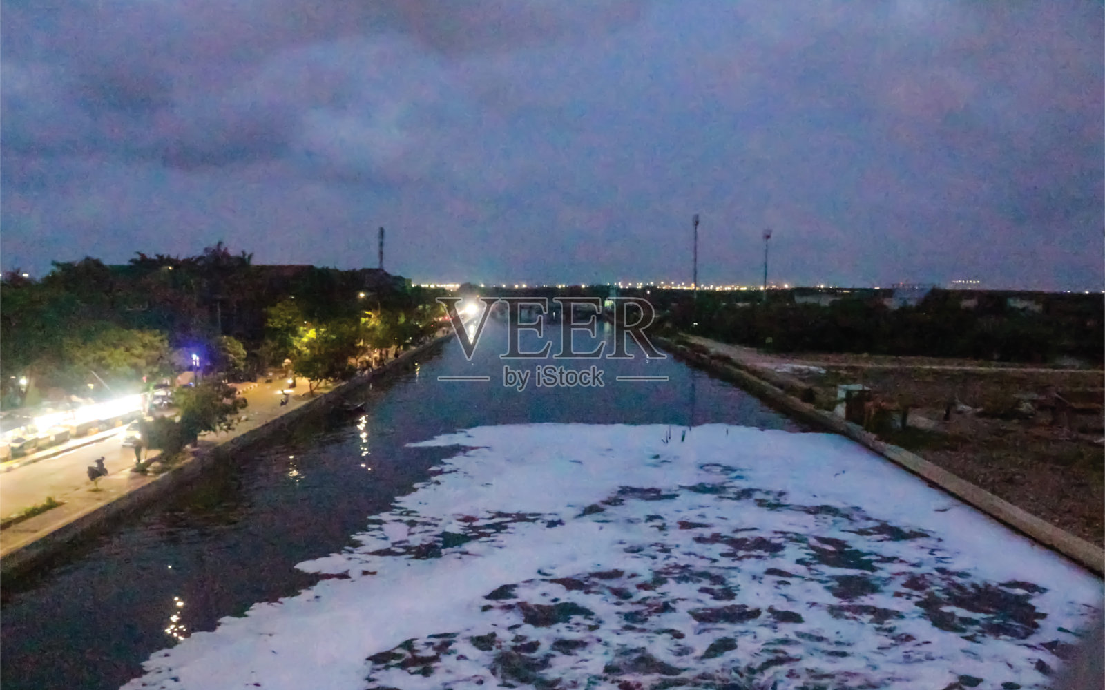 风景优美的城市基础设施、城市建筑、地标性景观照片摄影图片