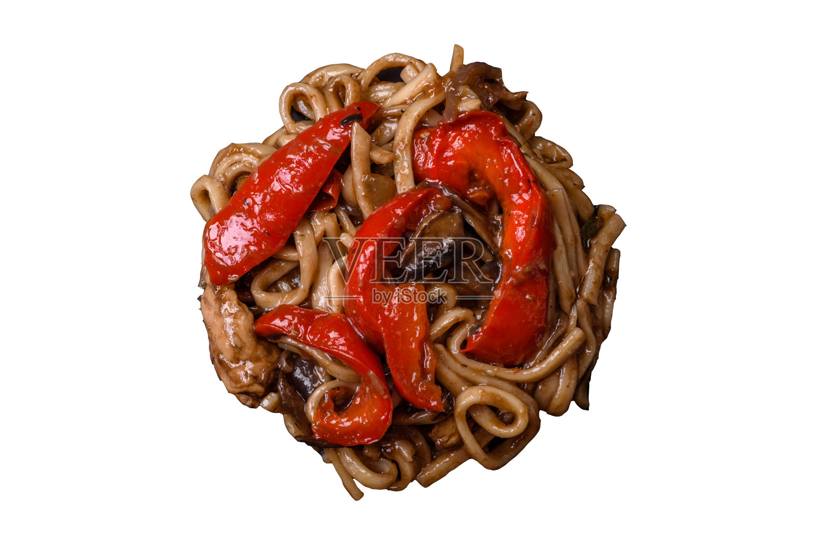 美味的亚洲乌冬面,配以蔬菜、蘑菇、盐和香料照片摄影图片