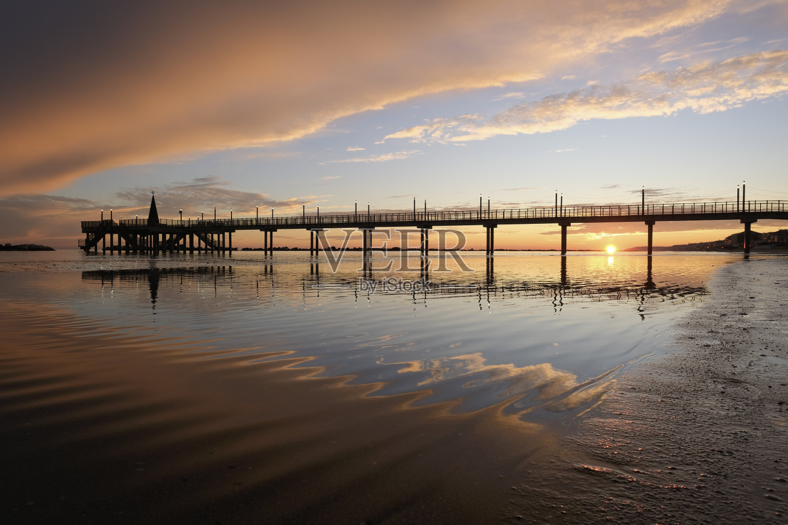 Francavilla al Mare码头照片摄影图片